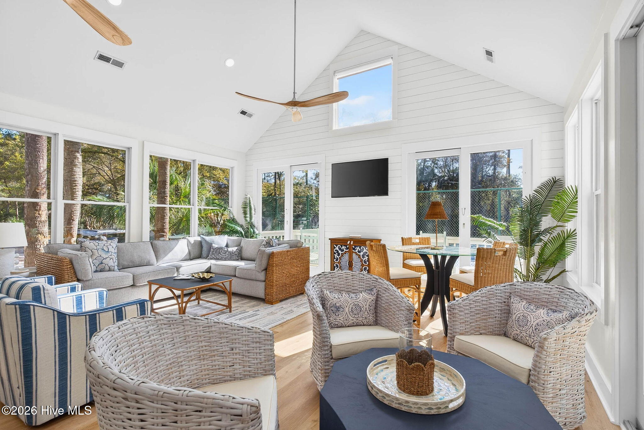 6243 Cottage Creek Road