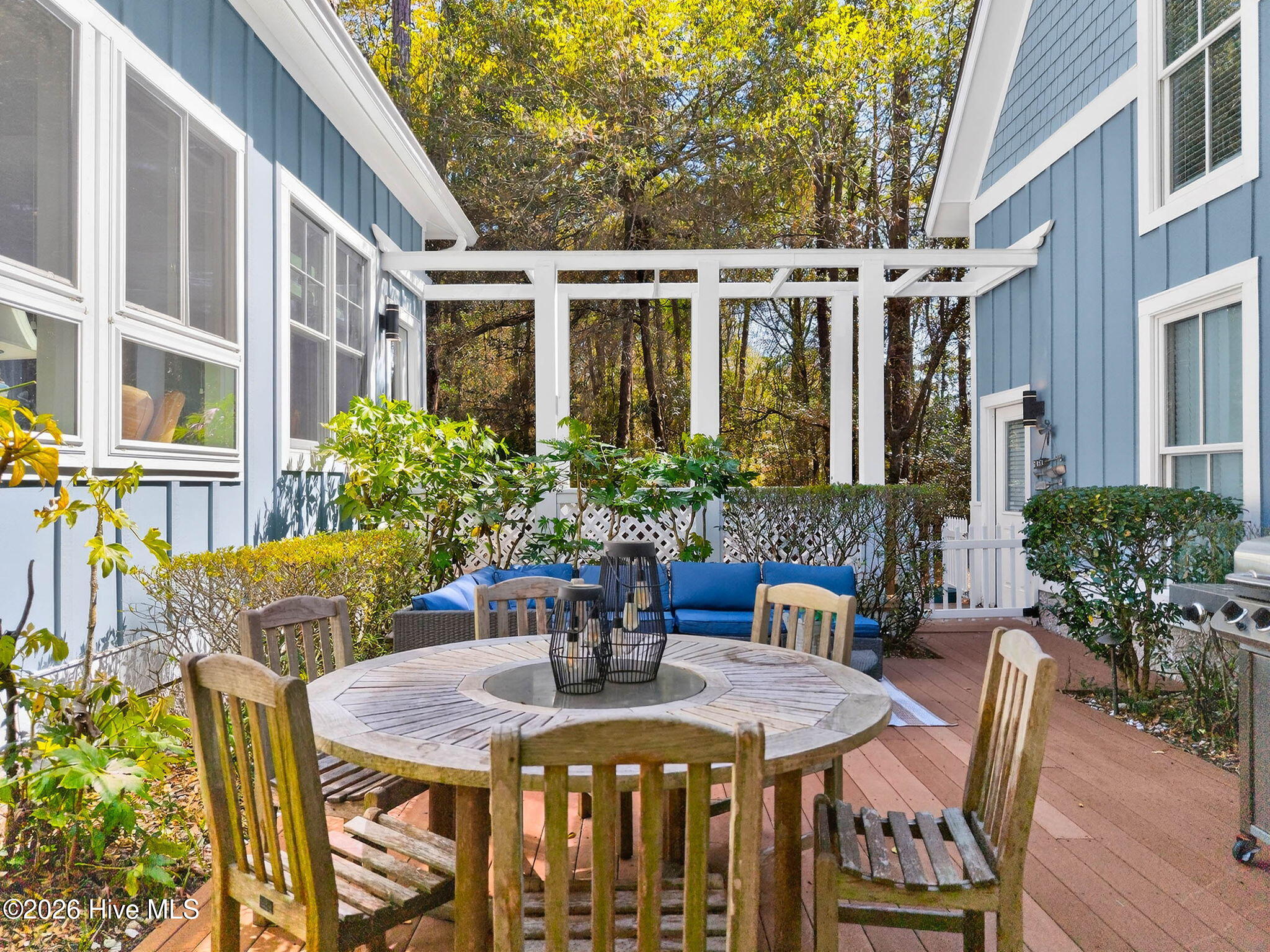 6243 Cottage Creek Road