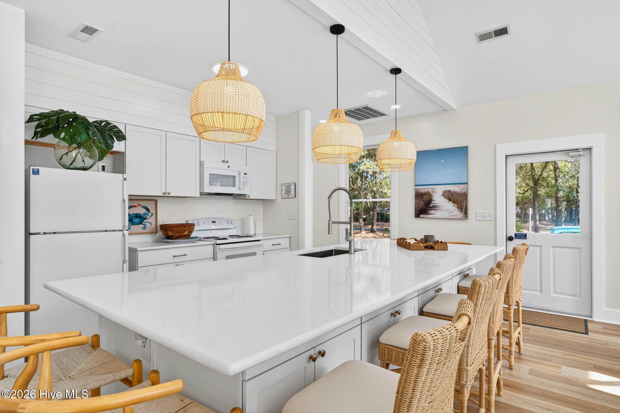 6243 Cottage Creek Road