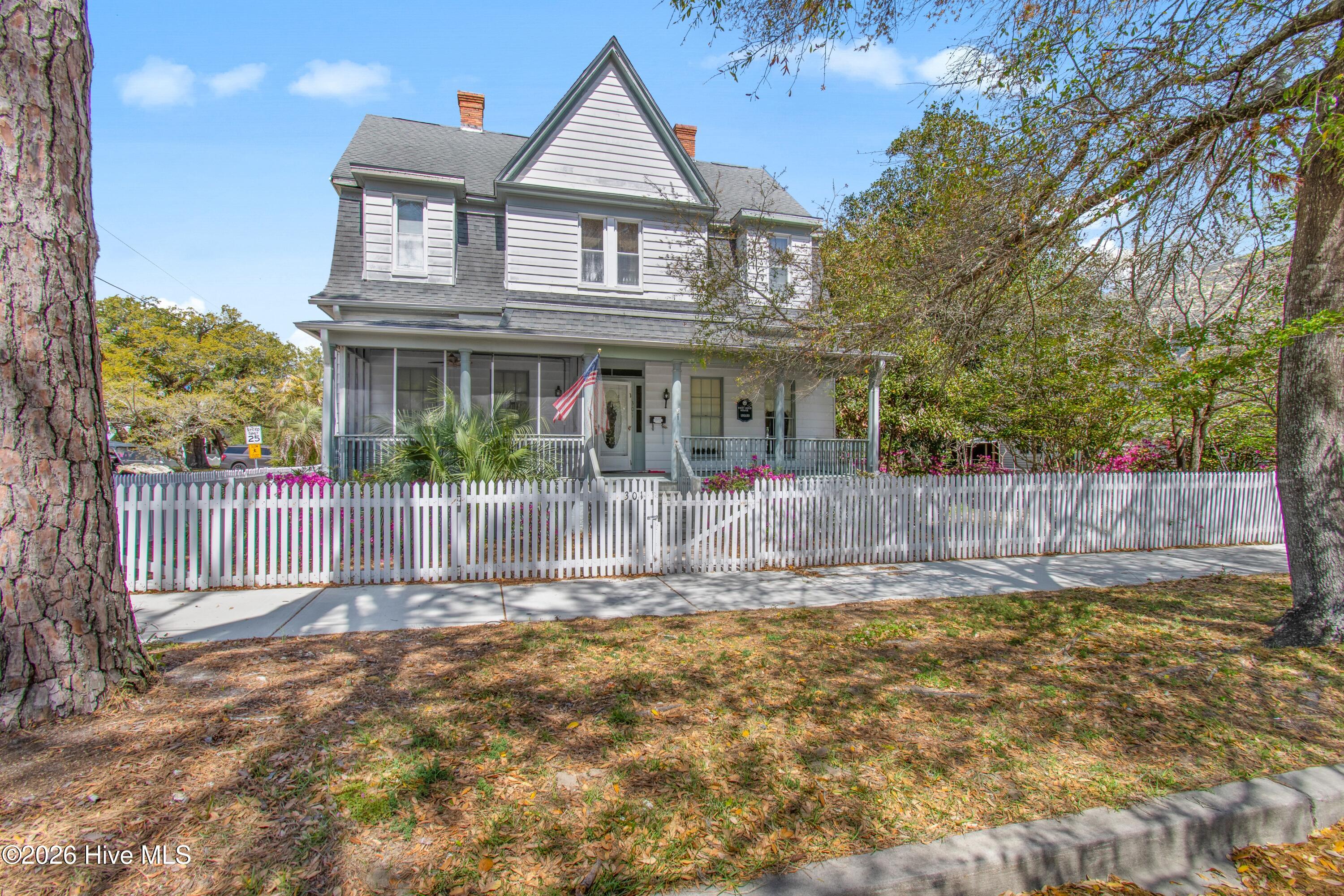 301 E Moore Street