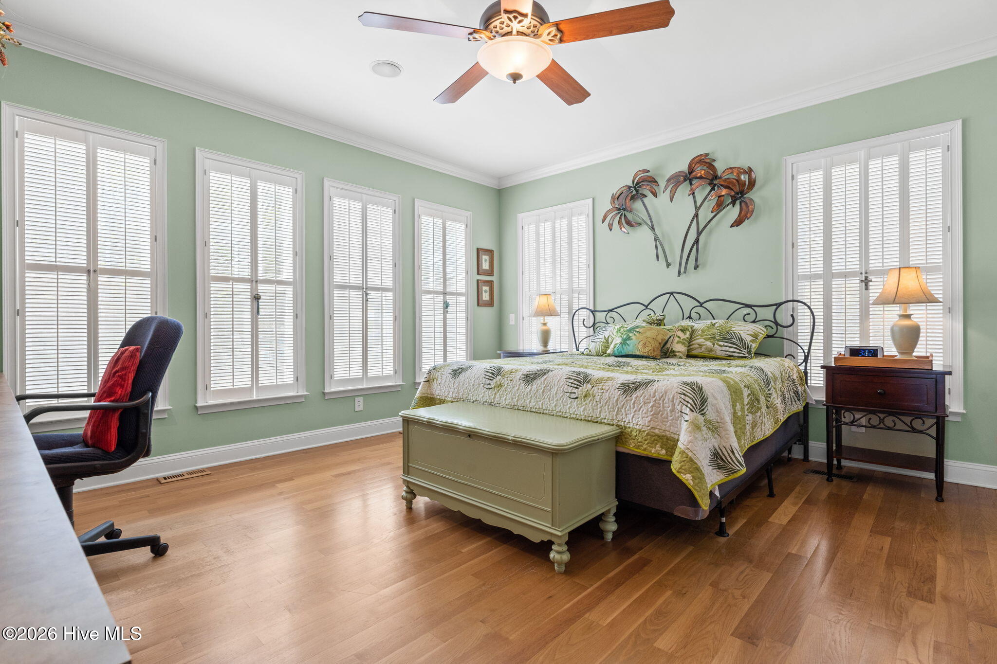 2829 Pirate Shores Drive SW