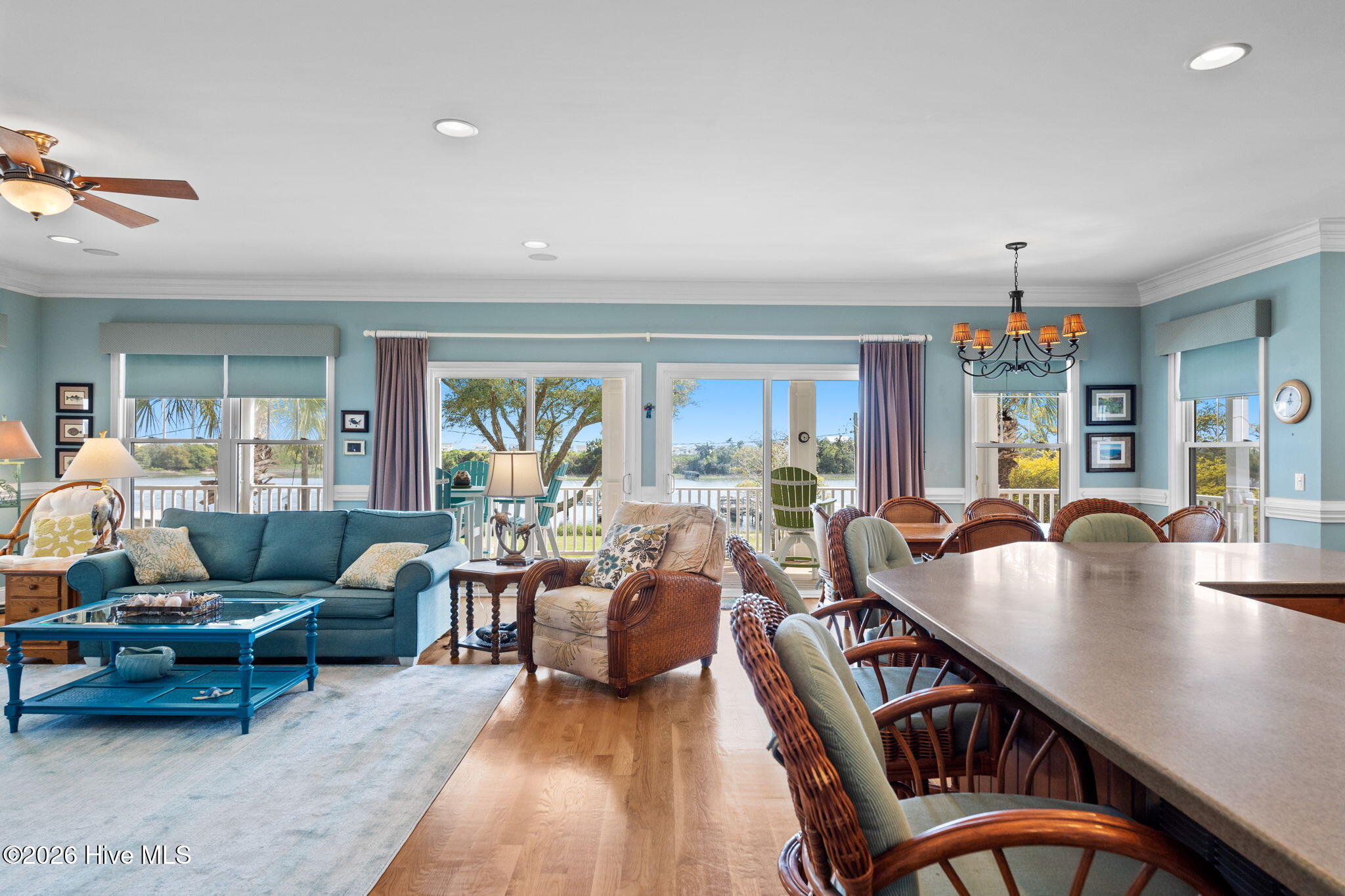 2829 Pirate Shores Drive SW