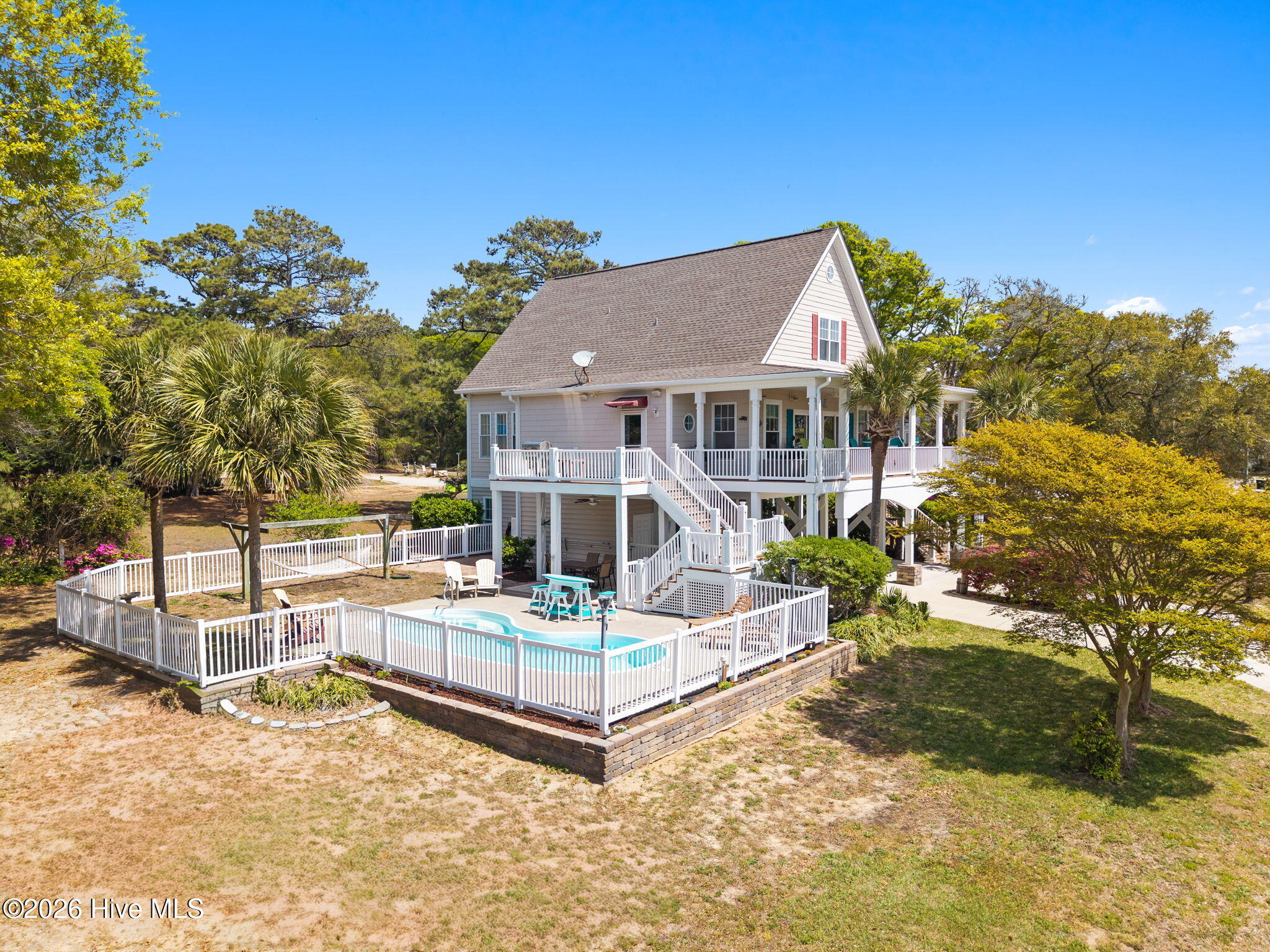 2829 Pirate Shores Drive SW