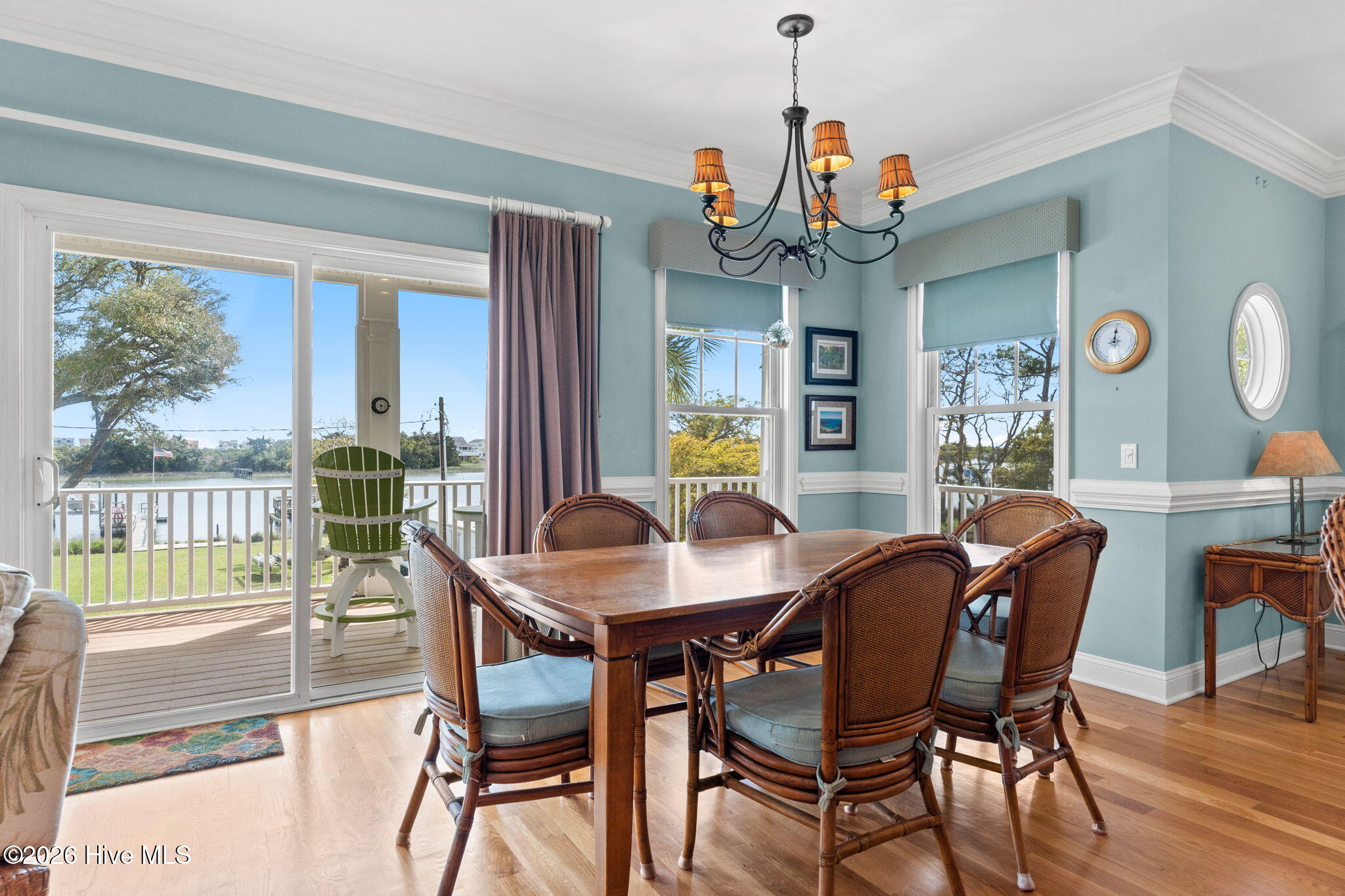 2829 Pirate Shores Drive SW