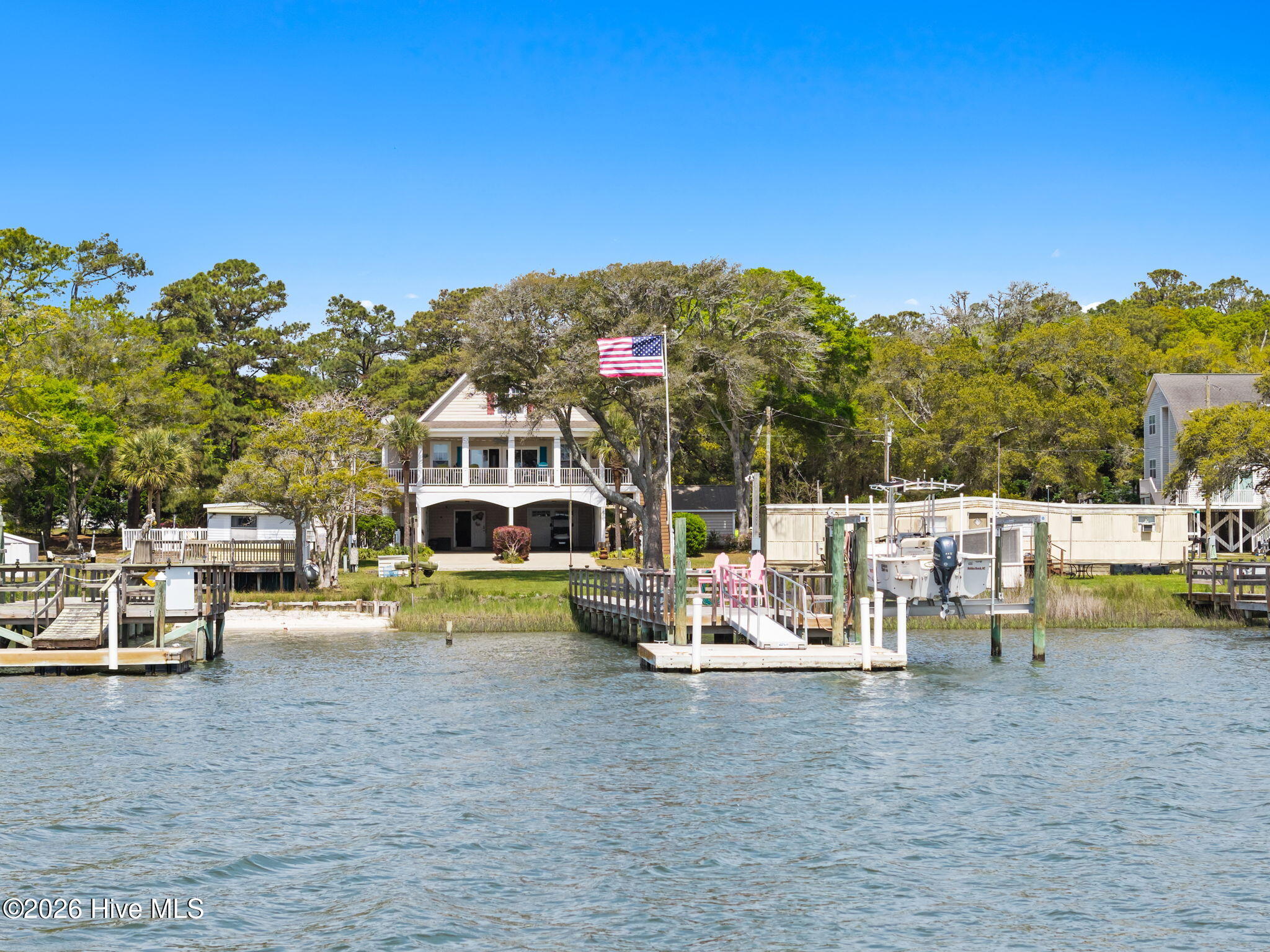 2829 Pirate Shores Drive SW