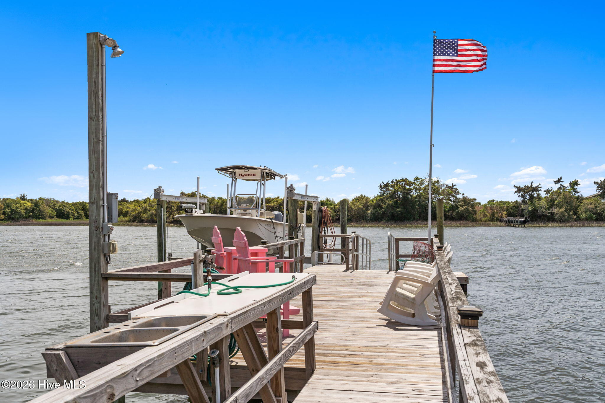 2829 Pirate Shores Drive SW