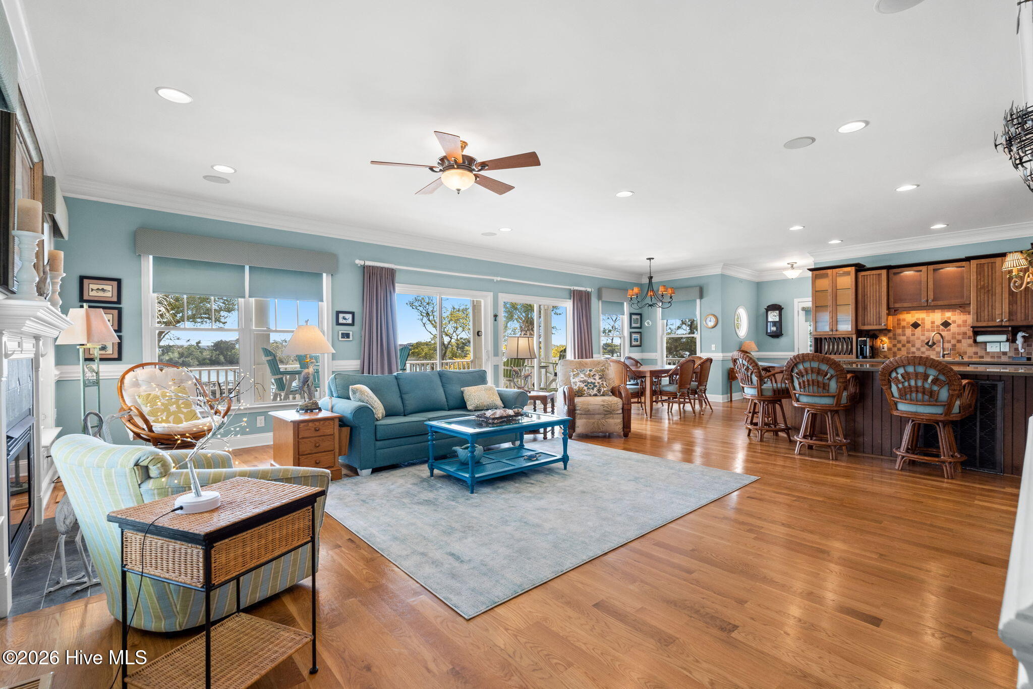 2829 Pirate Shores Drive SW