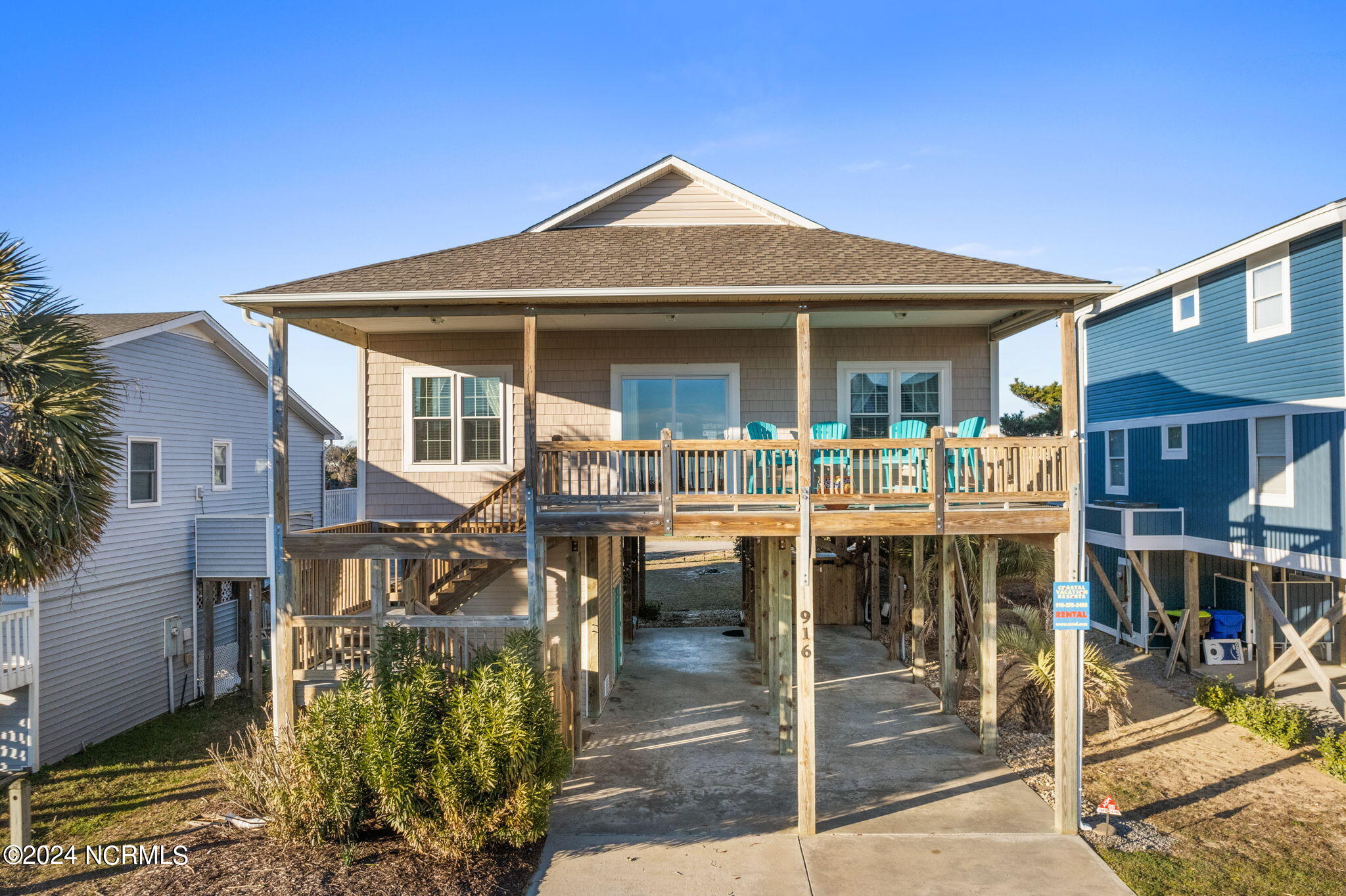 916 E Dolphin Drive