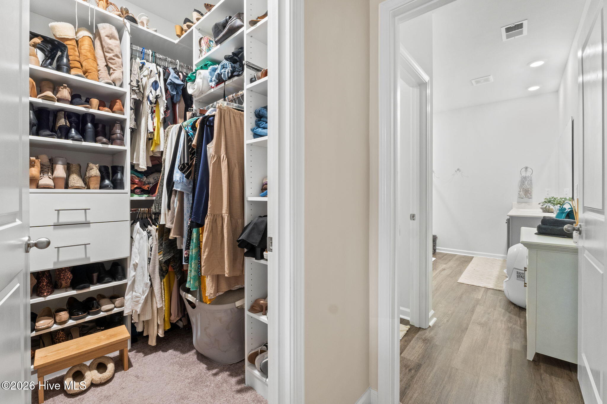 1006 Burled Oak Ridge Loop SE