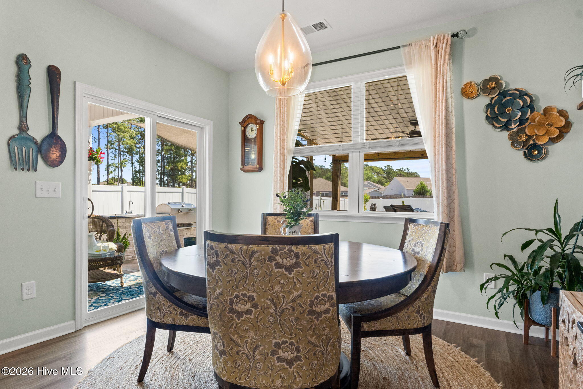 1006 Burled Oak Ridge Loop SE