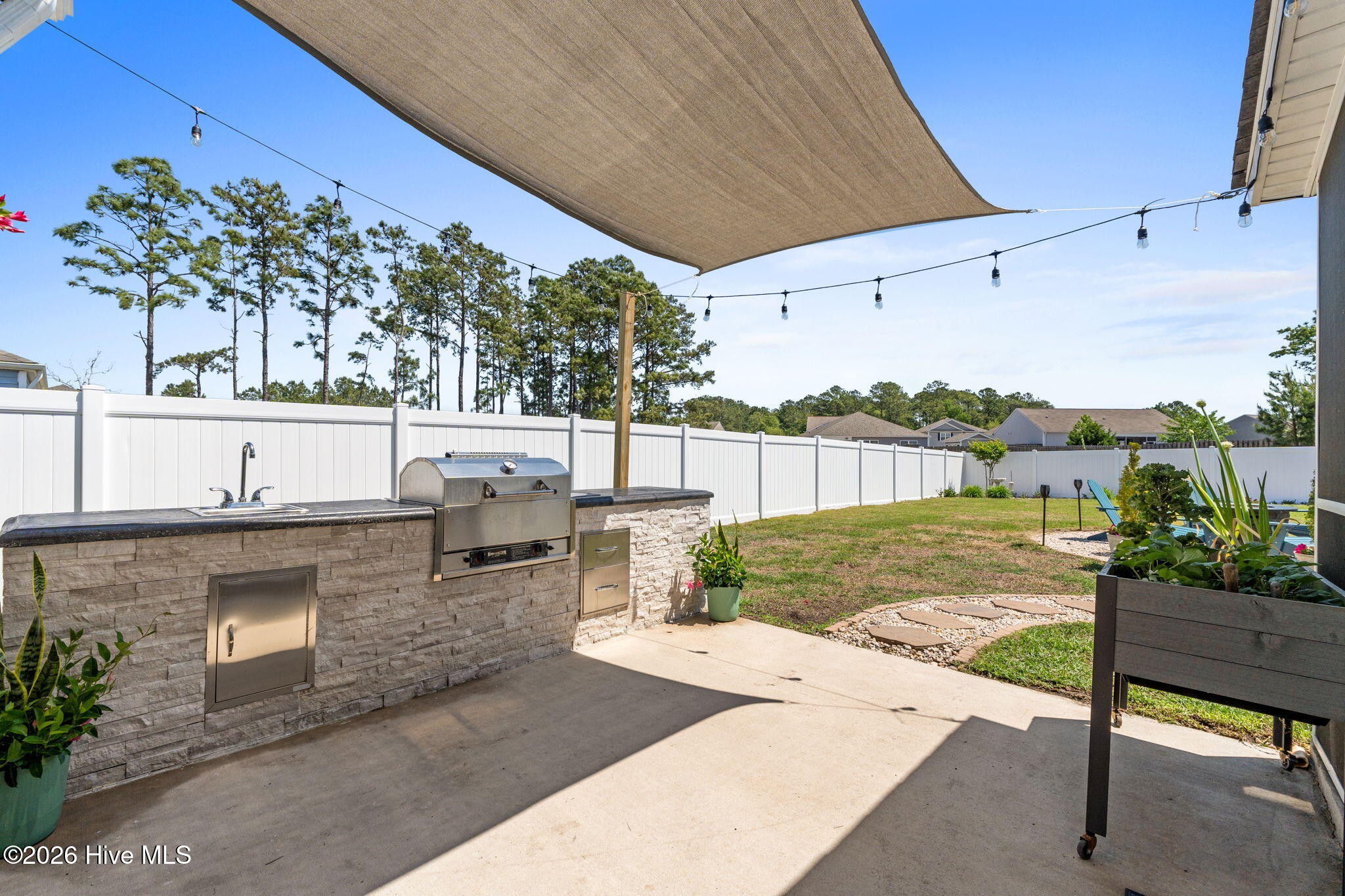 1006 Burled Oak Ridge Loop SE