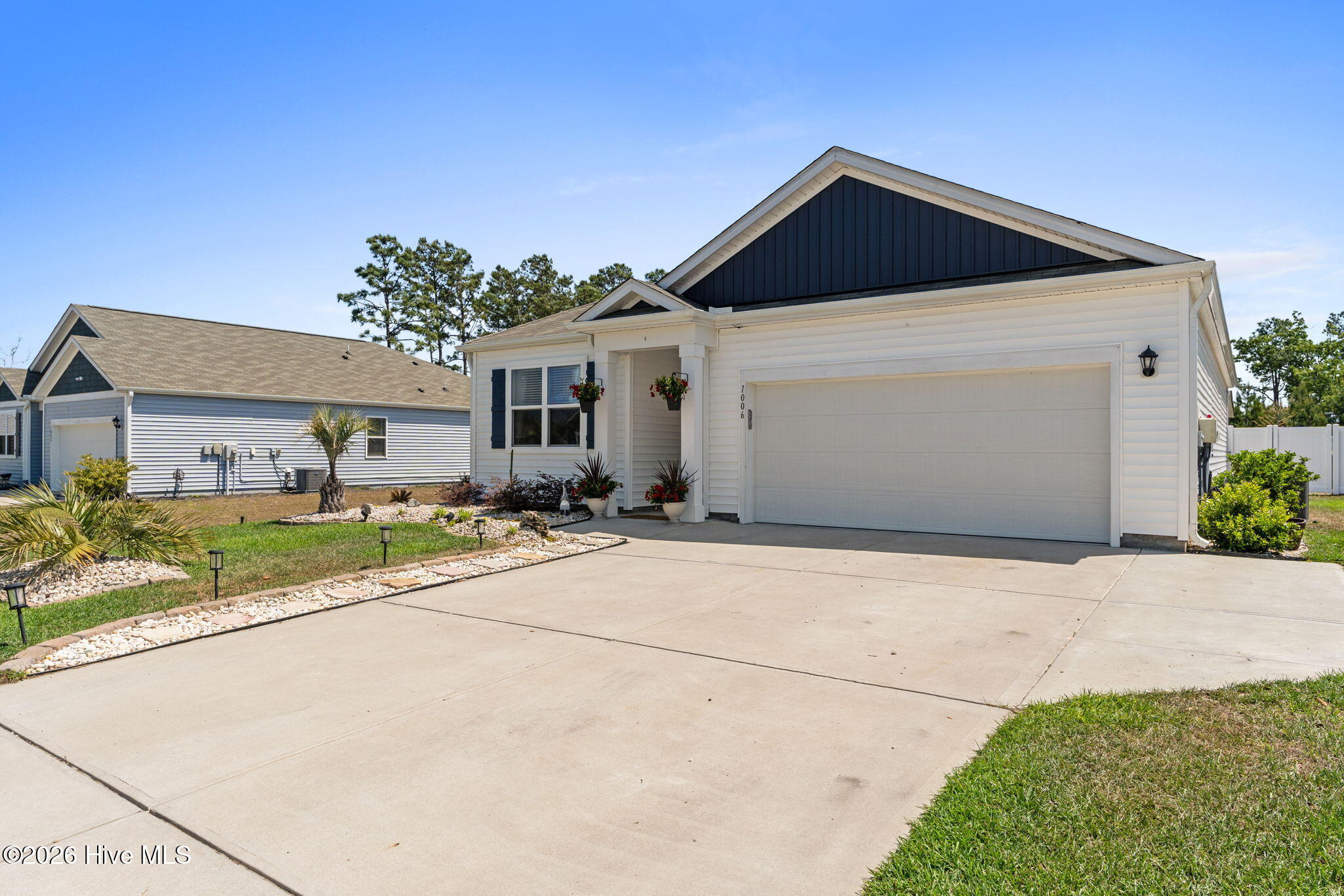 1006 Burled Oak Ridge Loop SE