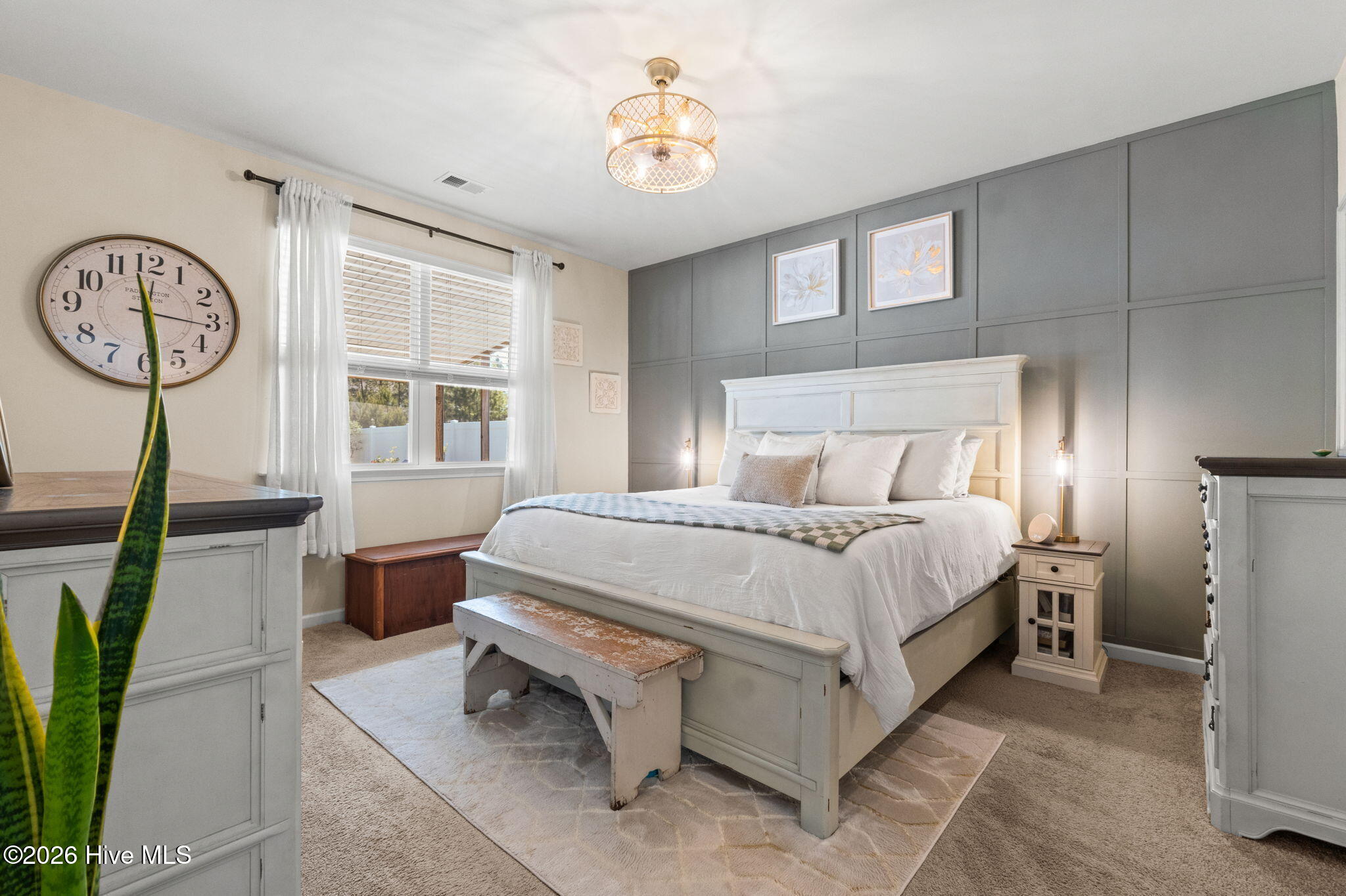 1006 Burled Oak Ridge Loop SE