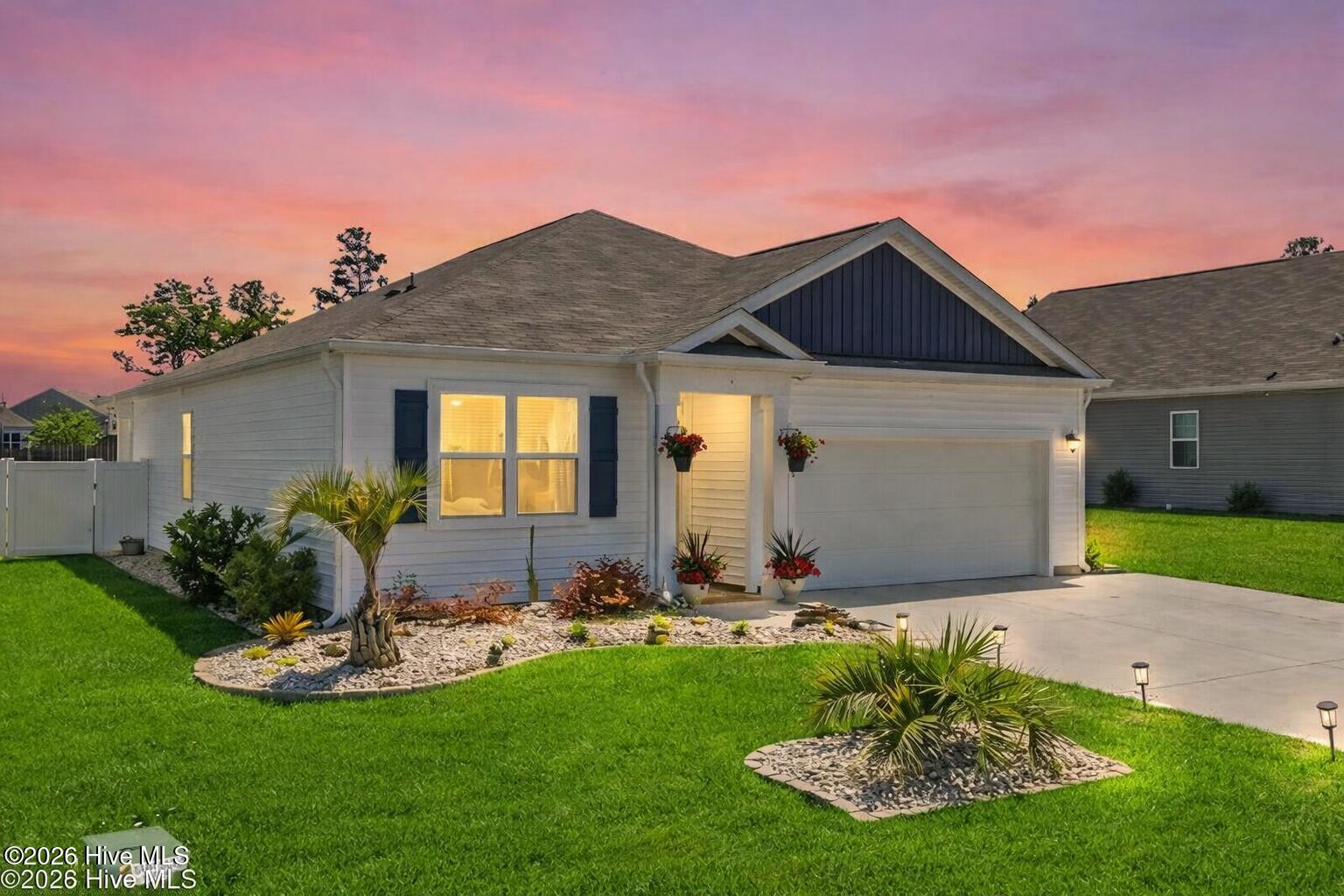1006 Burled Oak Ridge Loop SE