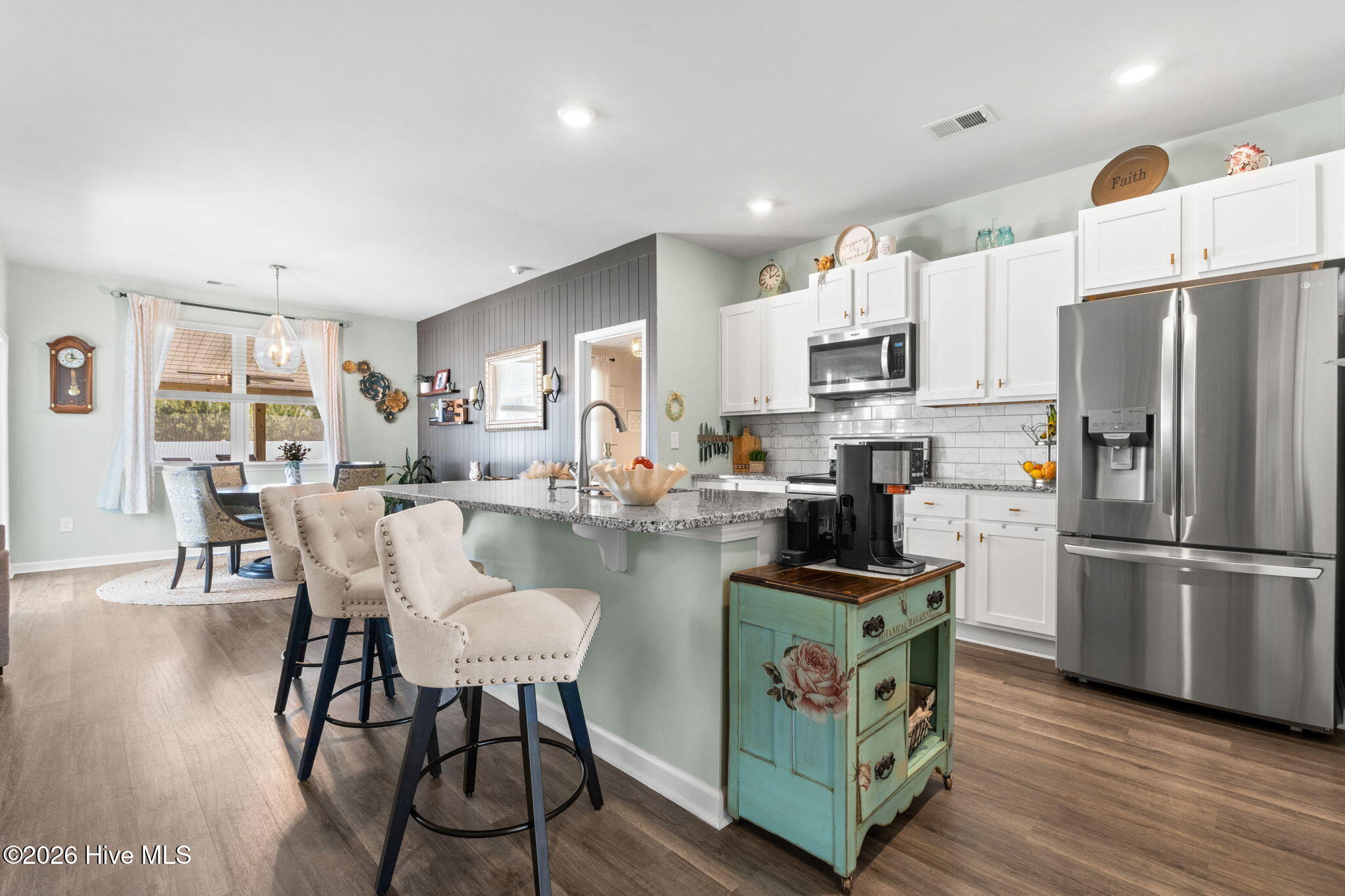 1006 Burled Oak Ridge Loop SE