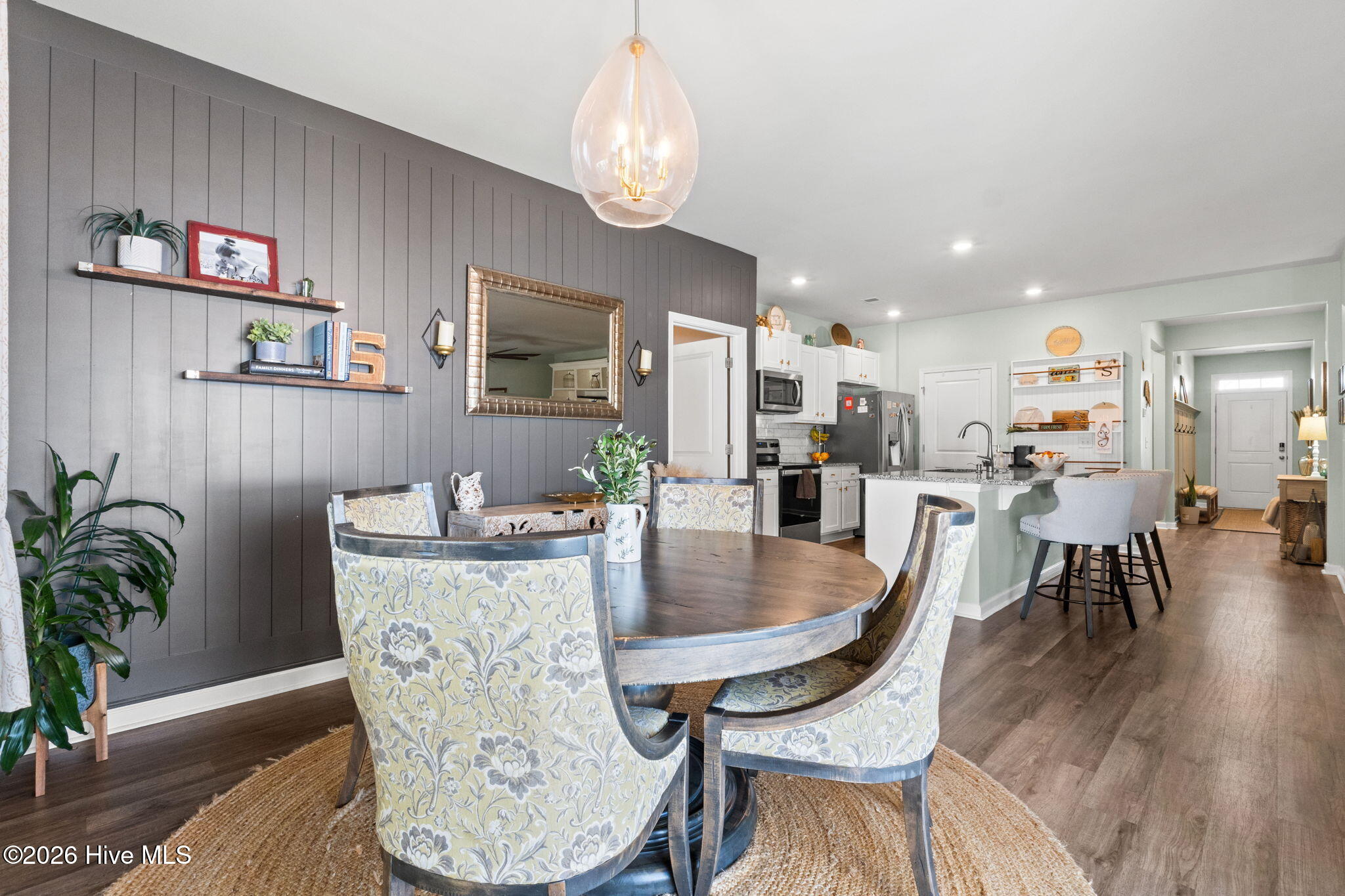 1006 Burled Oak Ridge Loop SE