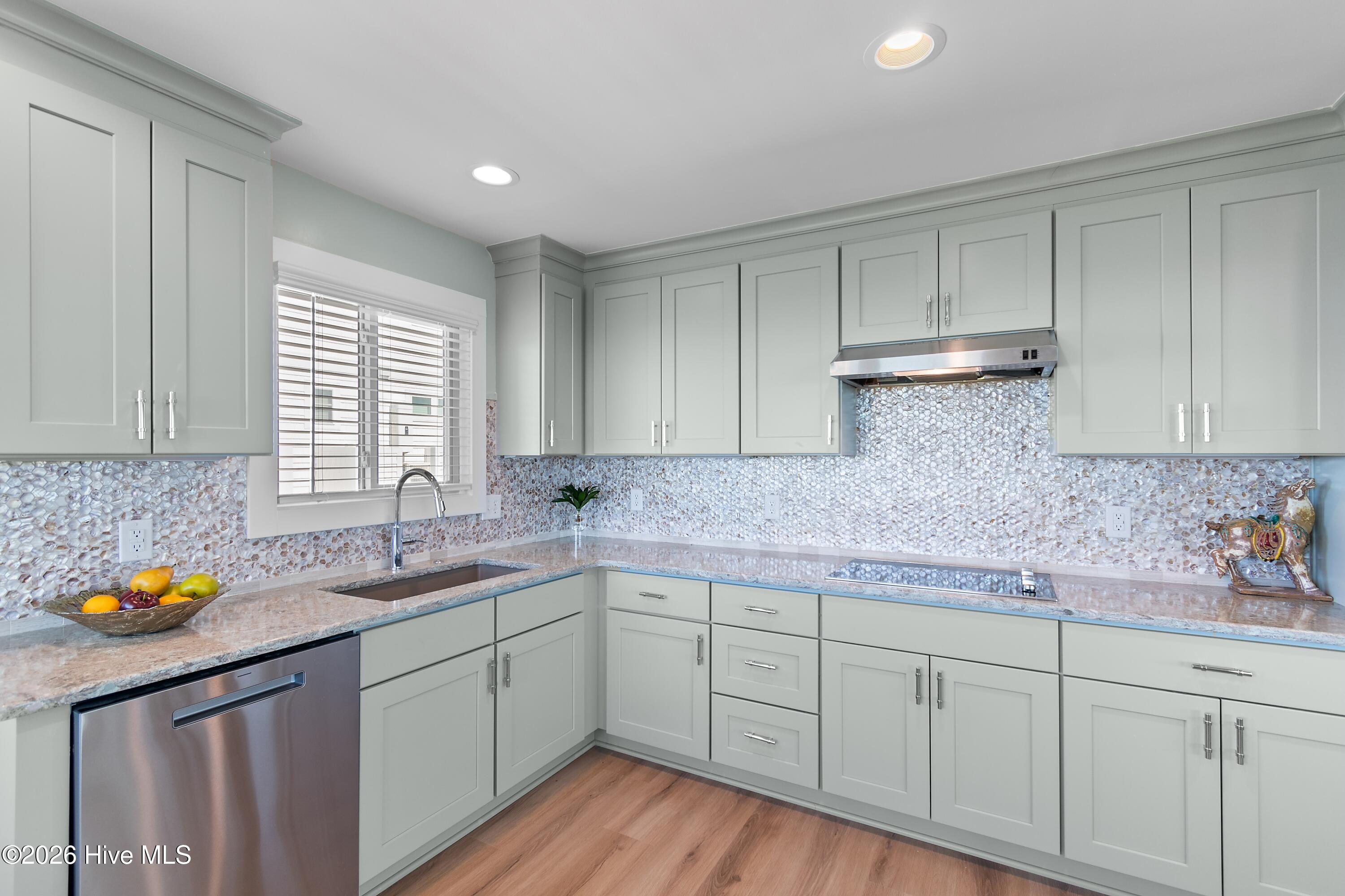 645 Caswell Beach Road