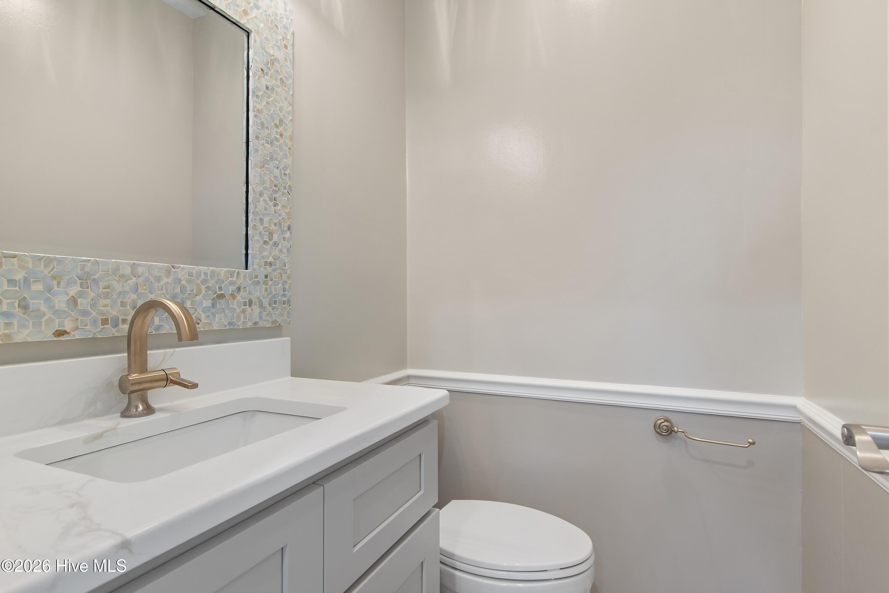 645 Caswell Beach Road