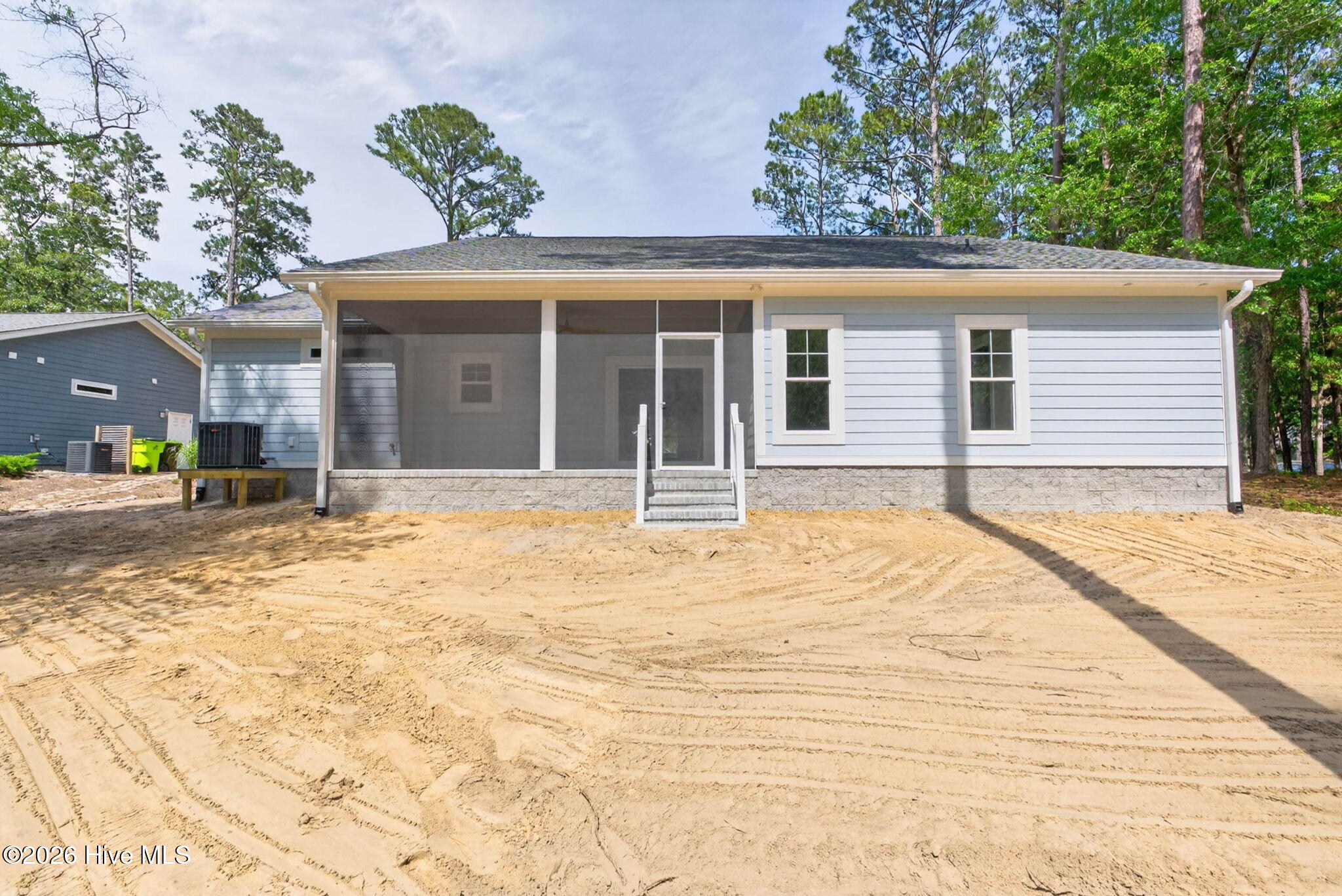 3275 Mooring Drive SE