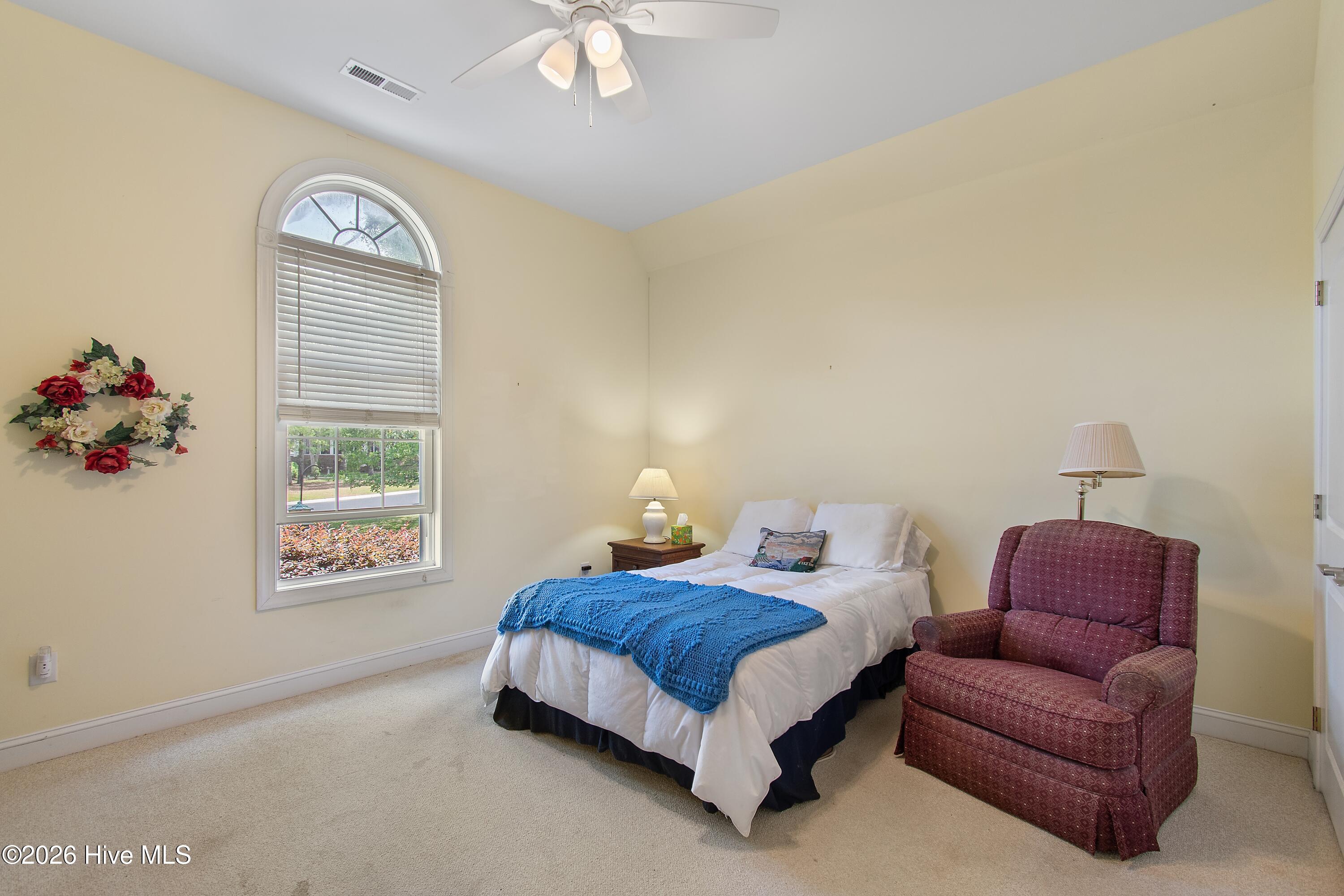 429 Autumn Chase SE