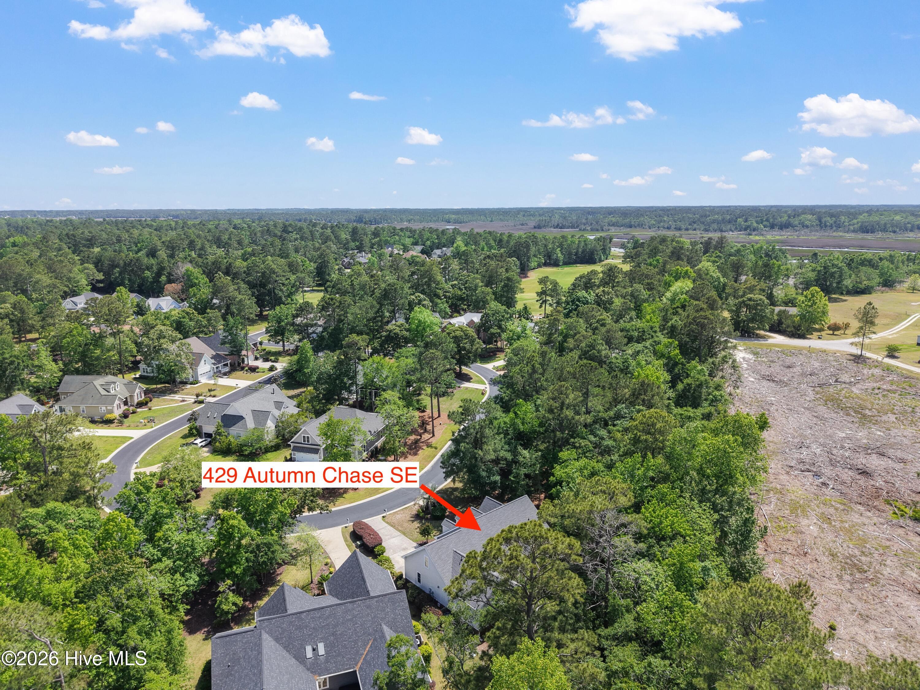 429 Autumn Chase SE