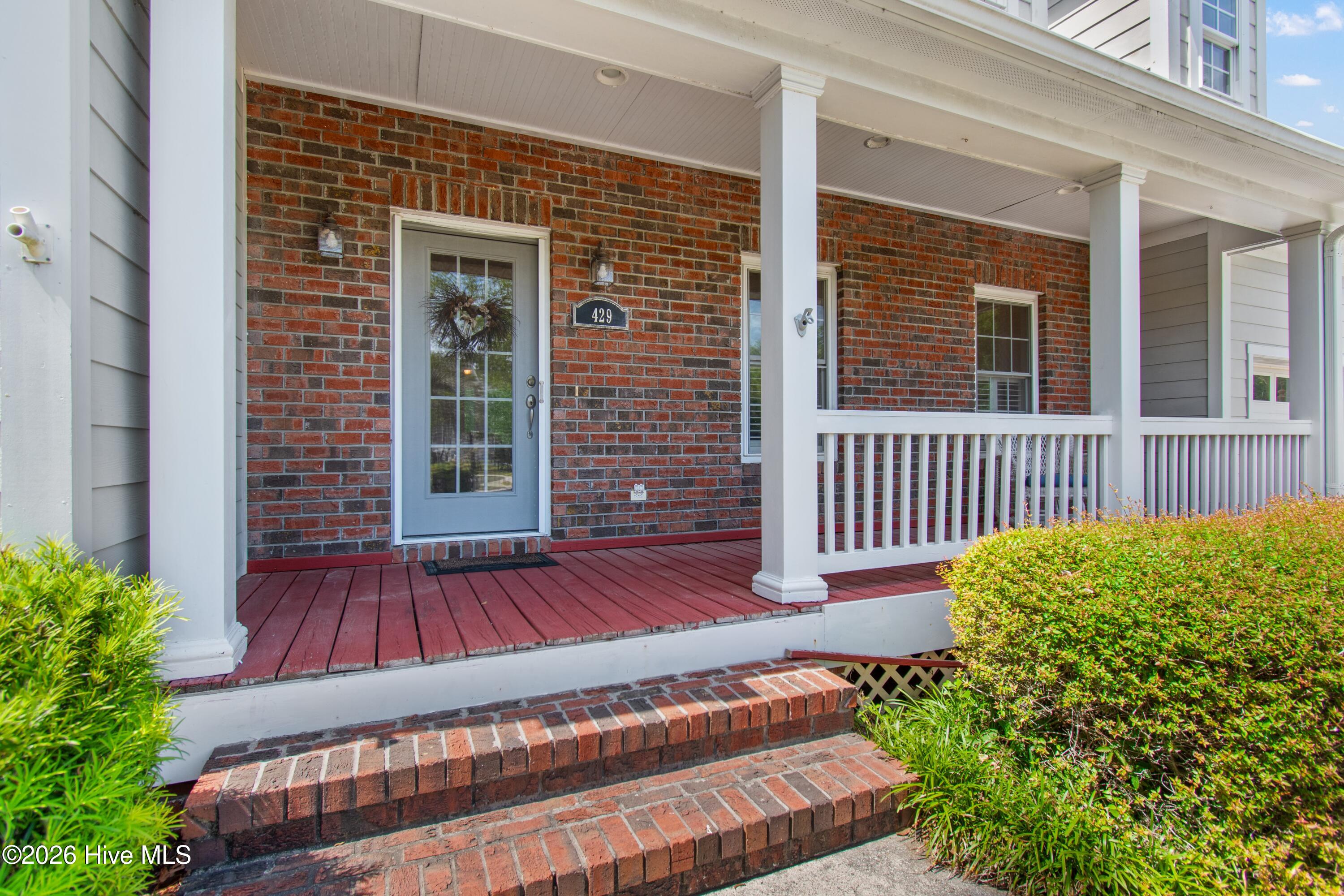 429 Autumn Chase SE
