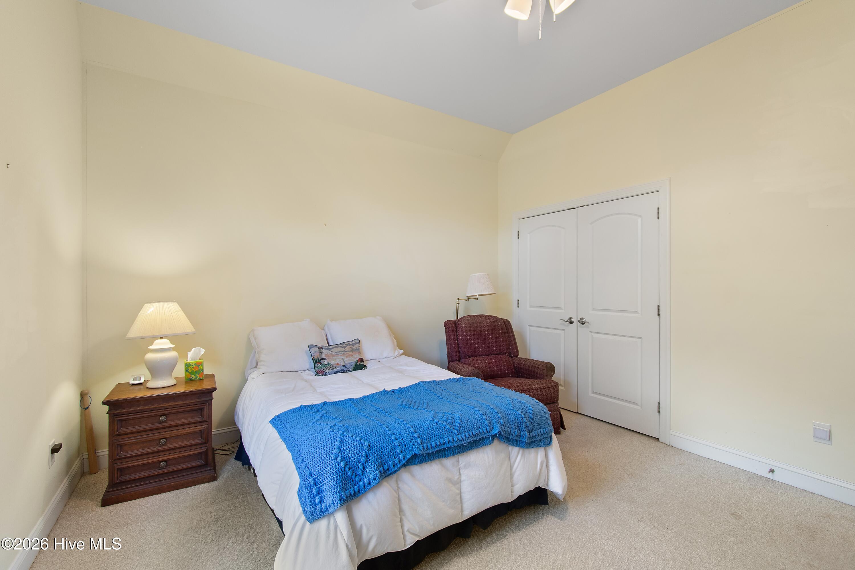 429 Autumn Chase SE