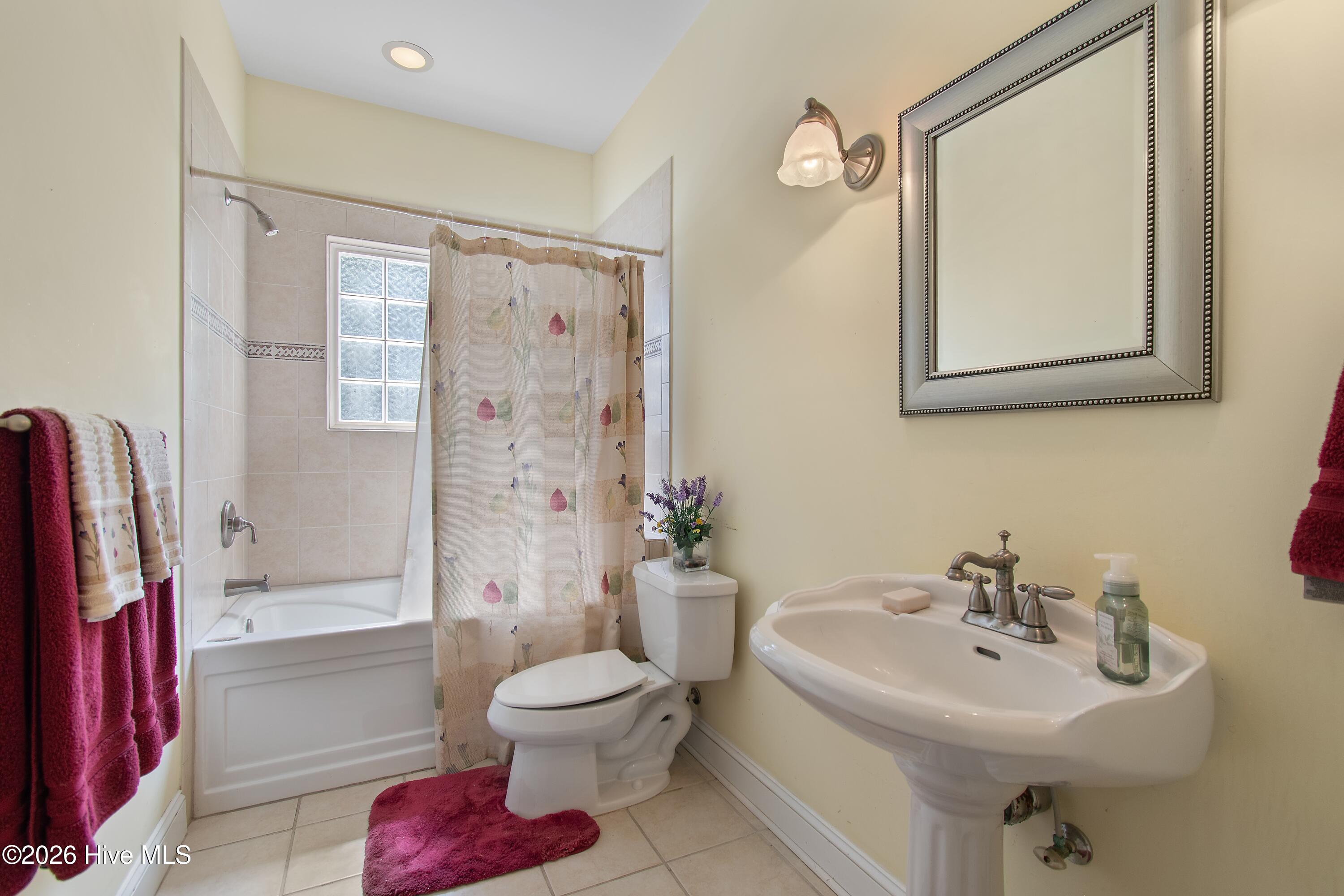 429 Autumn Chase SE