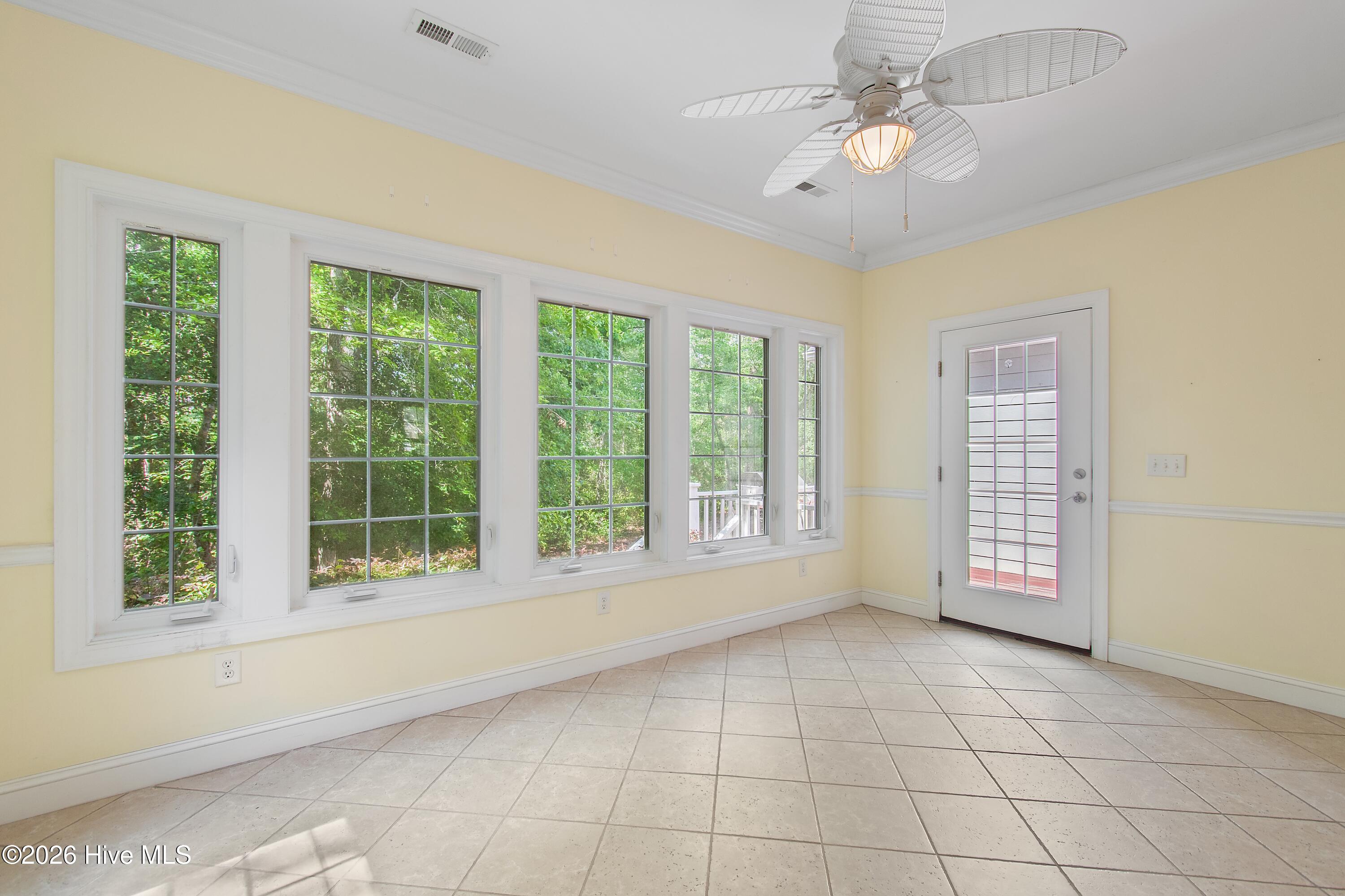 429 Autumn Chase SE