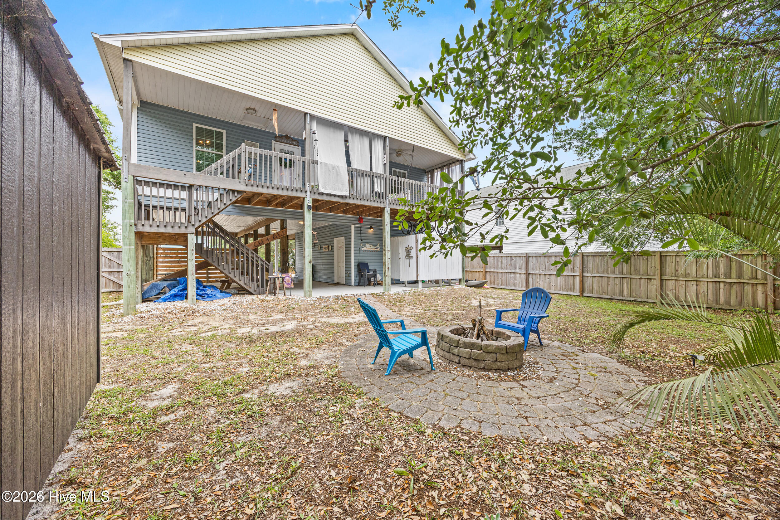 1903 E Oak Island Drive
