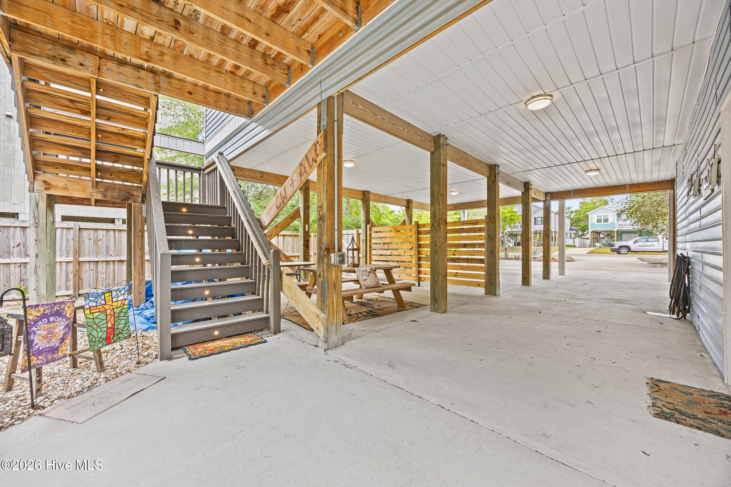 1903 E Oak Island Drive