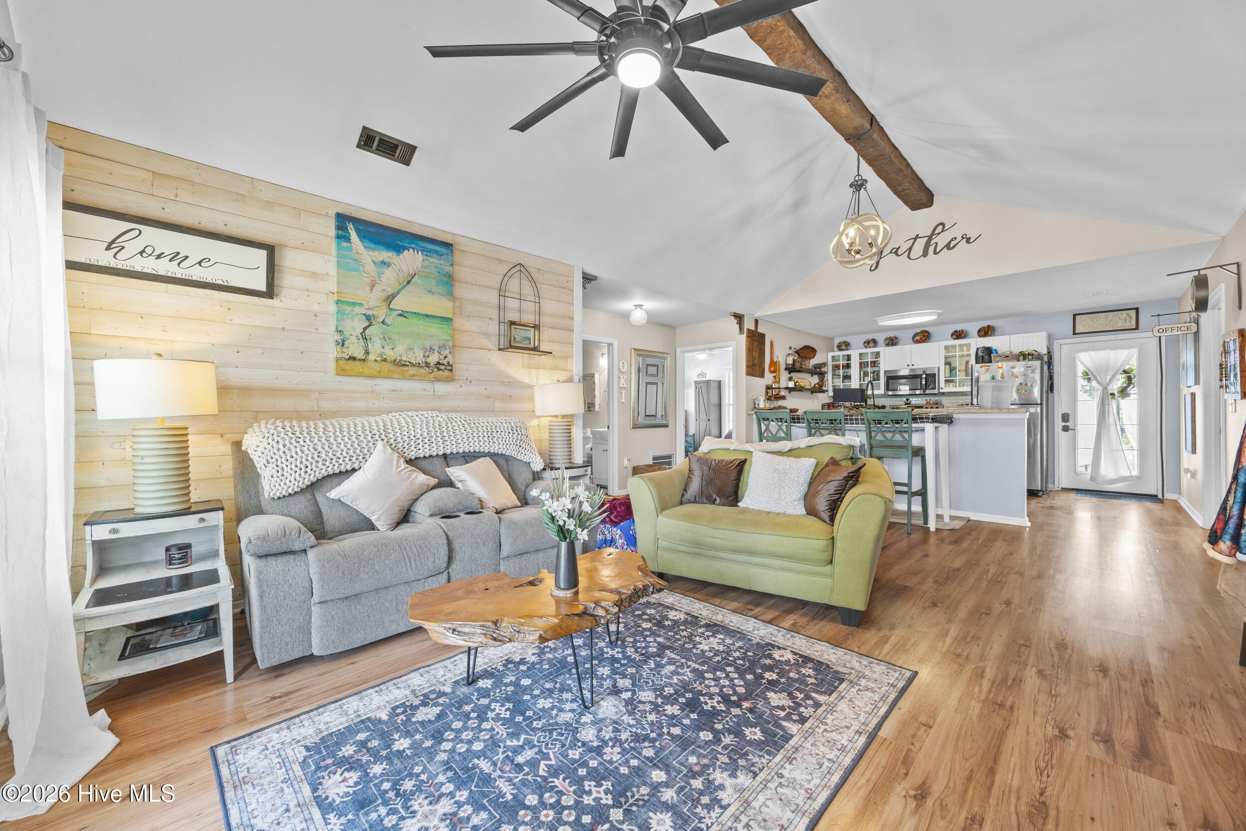 1903 E Oak Island Drive