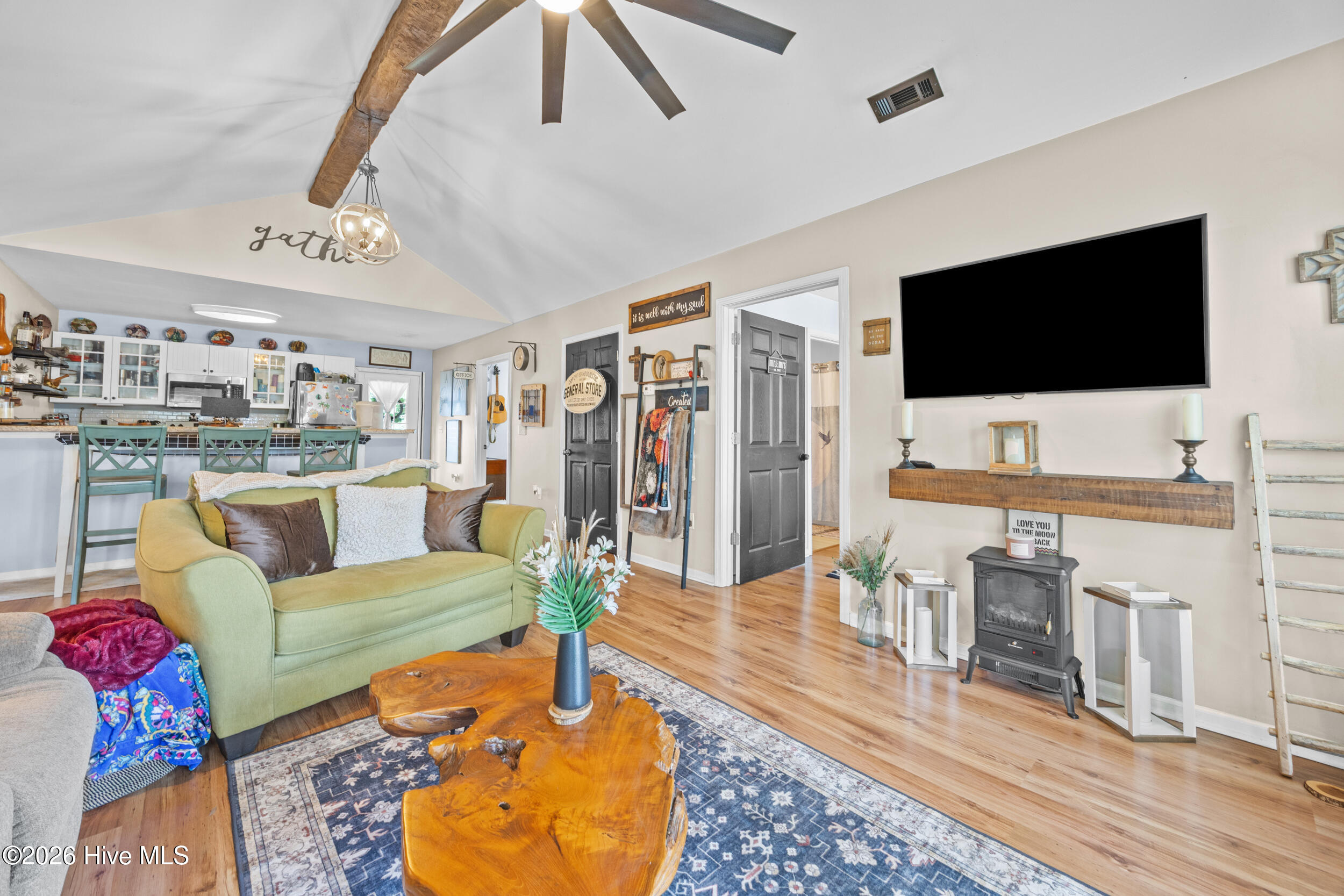 1903 E Oak Island Drive