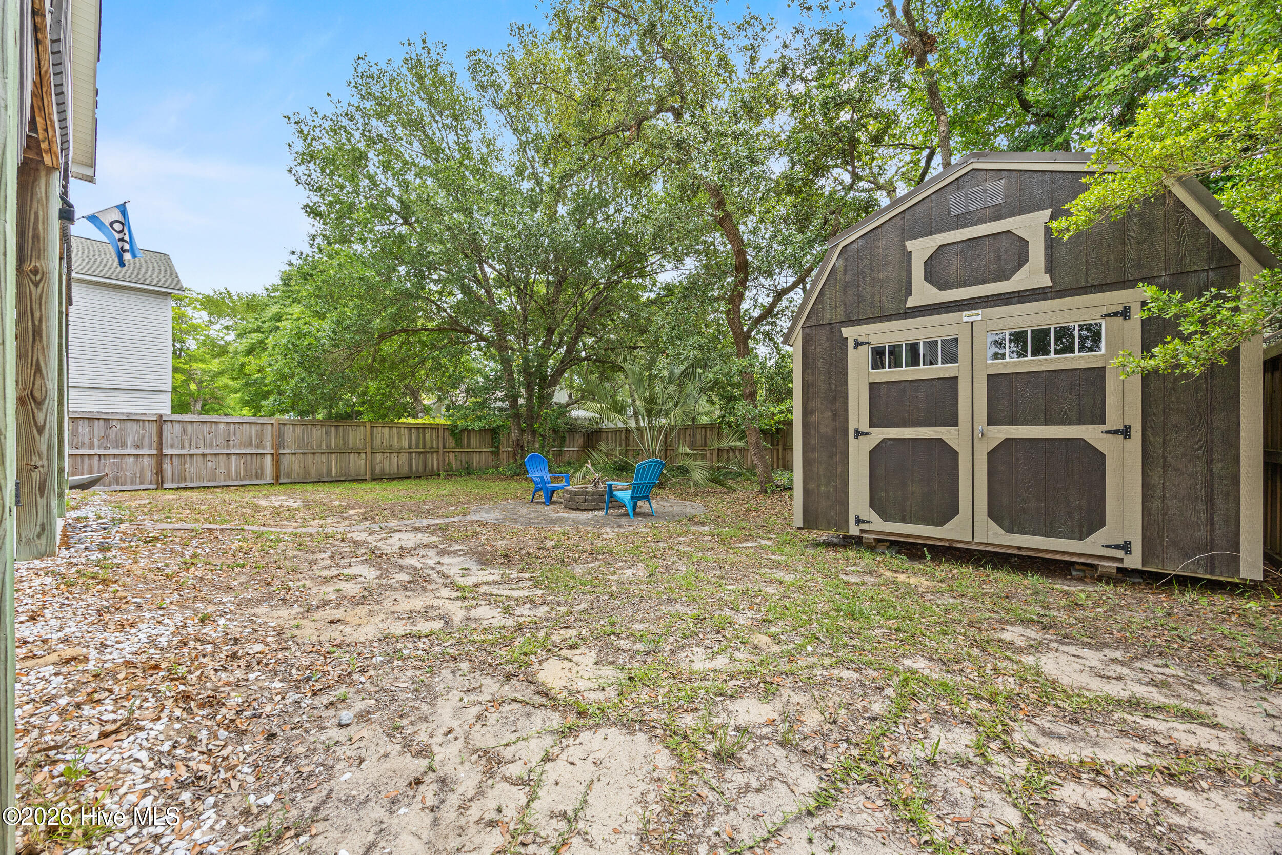 1903 E Oak Island Drive