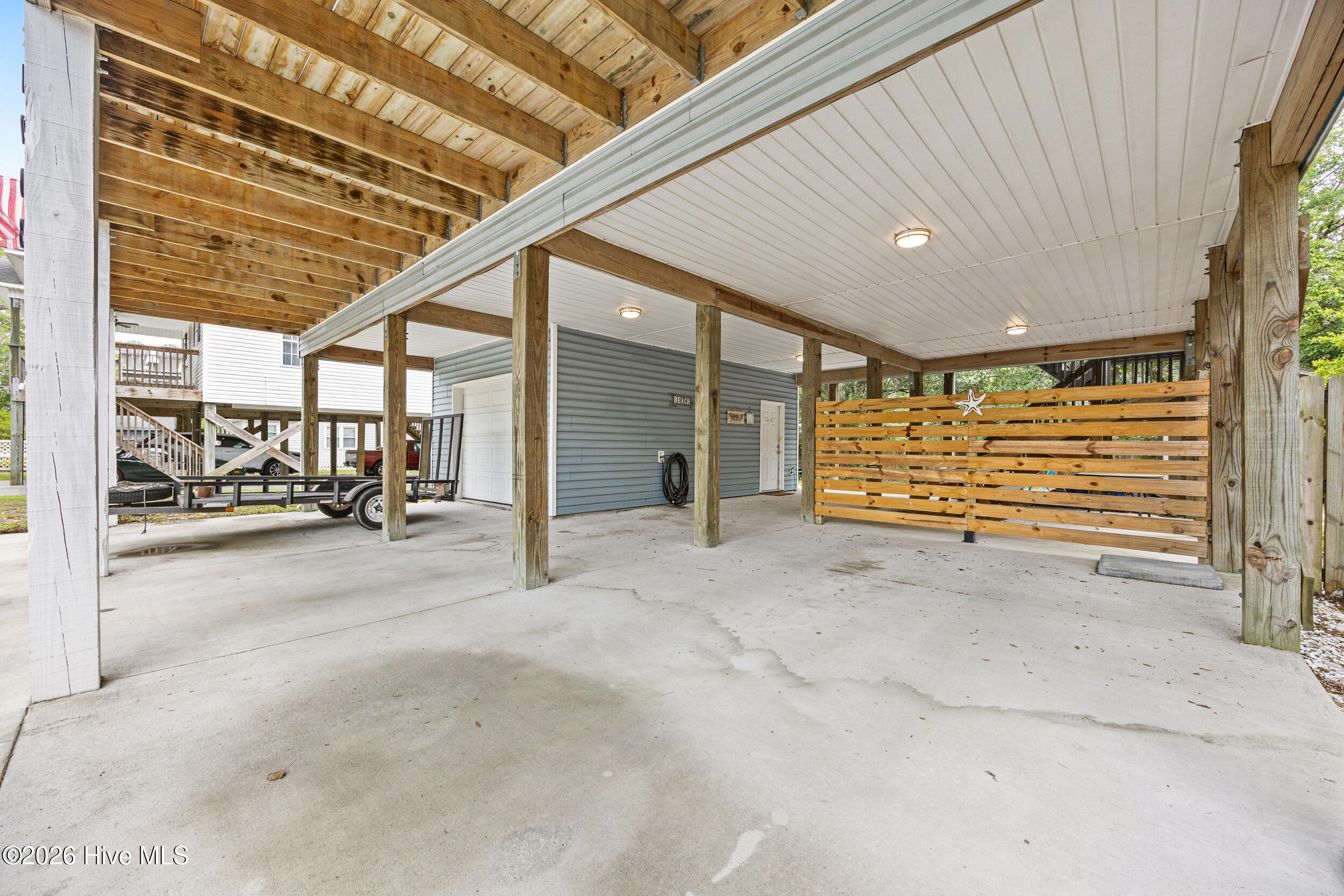 1903 E Oak Island Drive