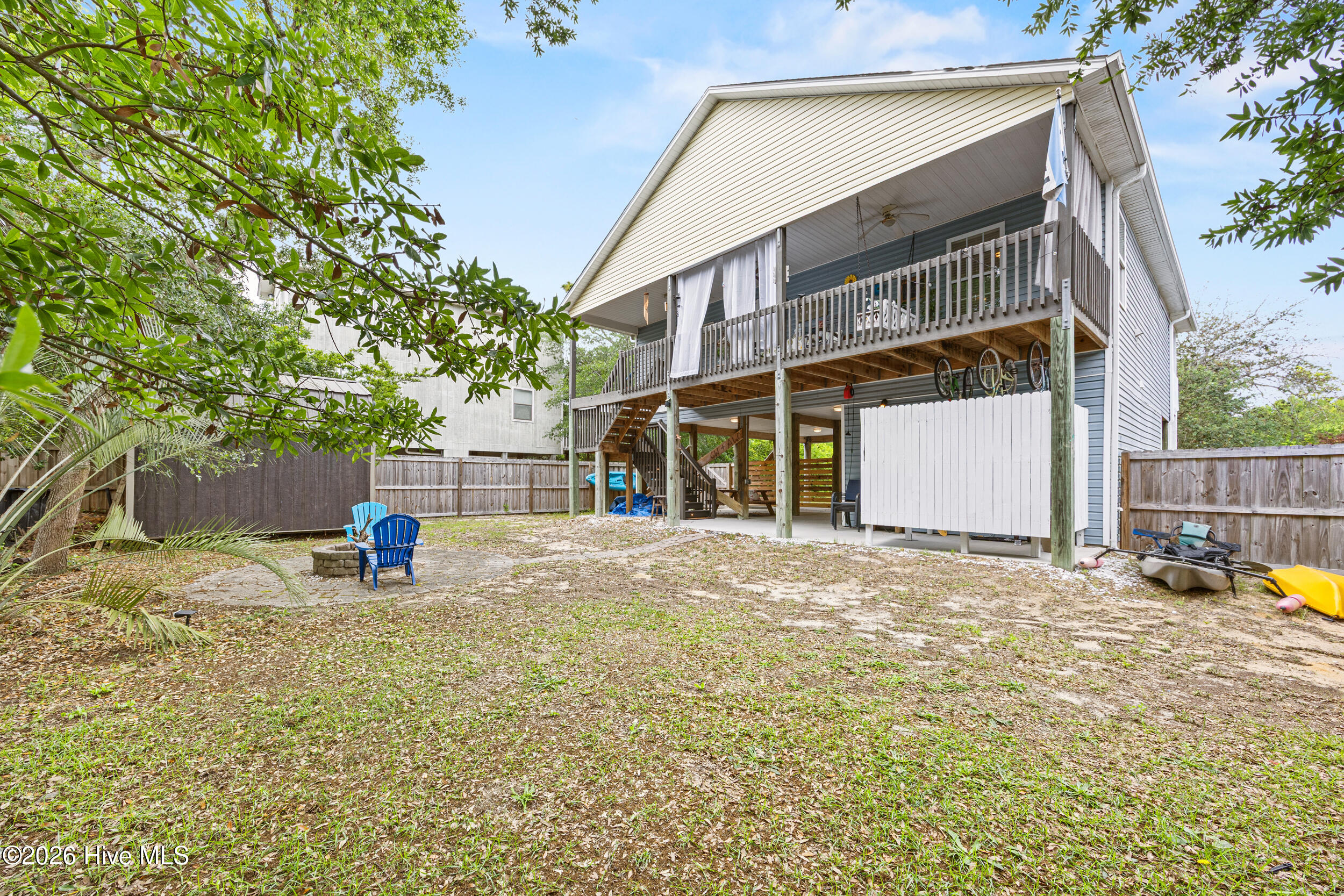 1903 E Oak Island Drive