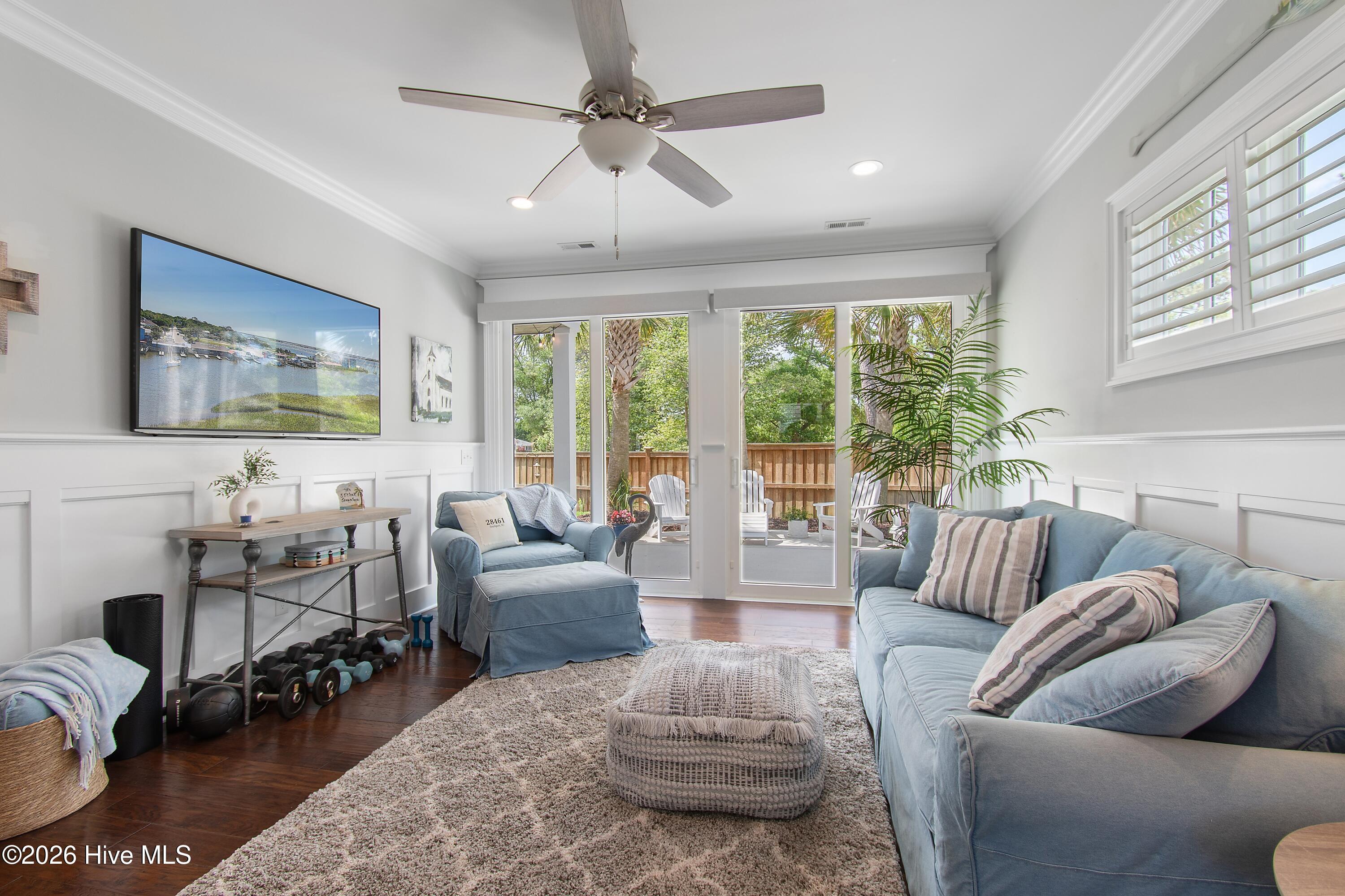 971 Softwind Way