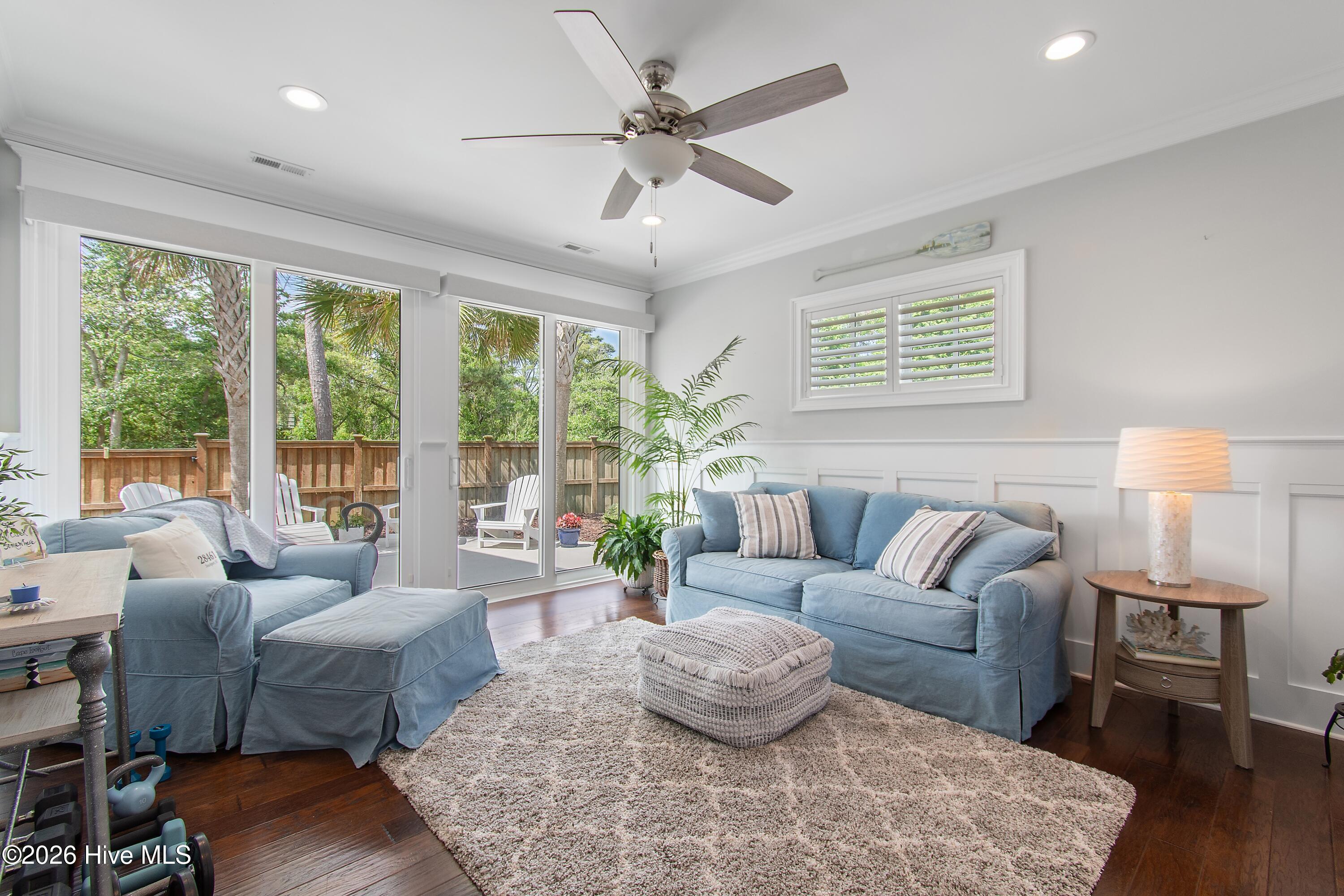 971 Softwind Way