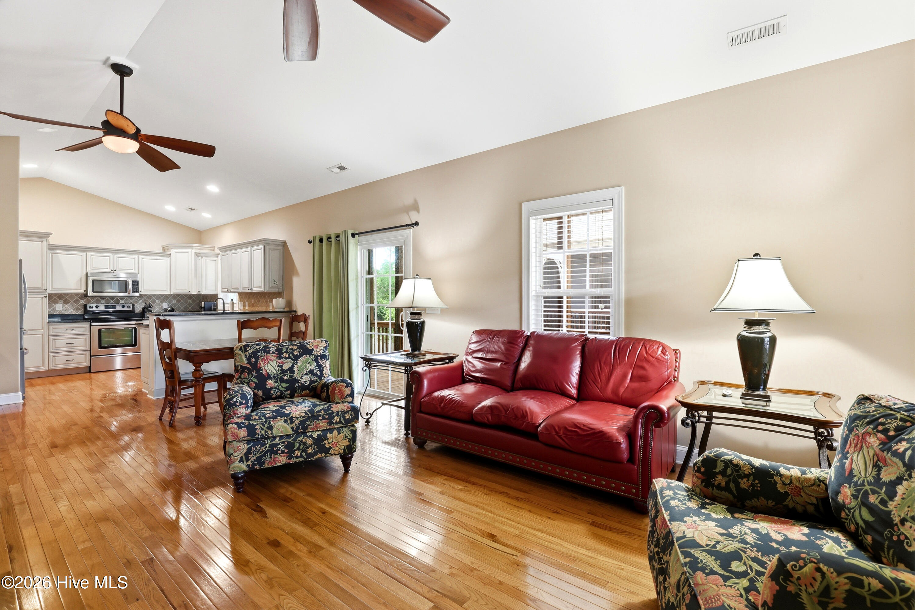 332 NE 52nd Street