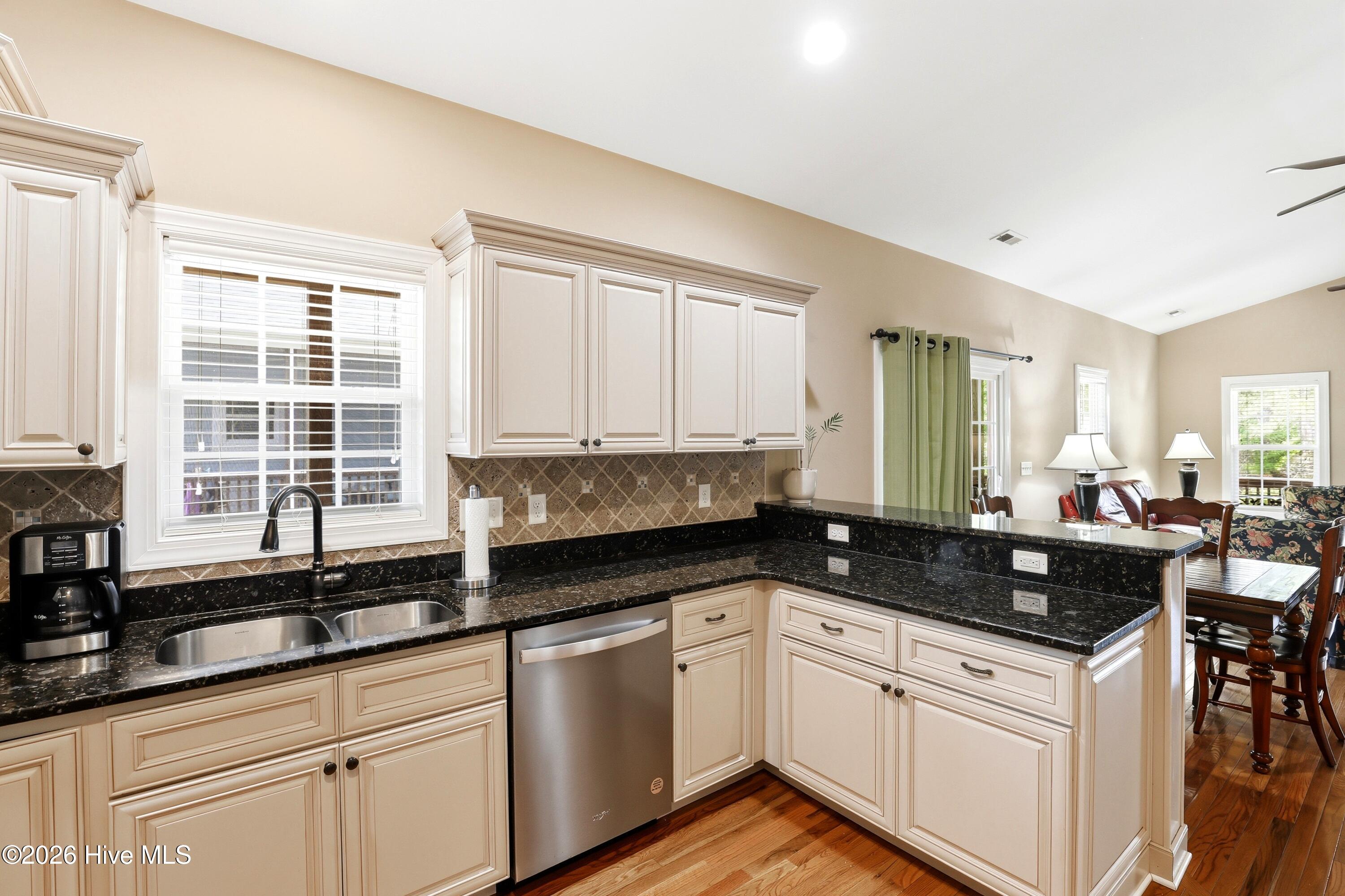 332 NE 52nd Street