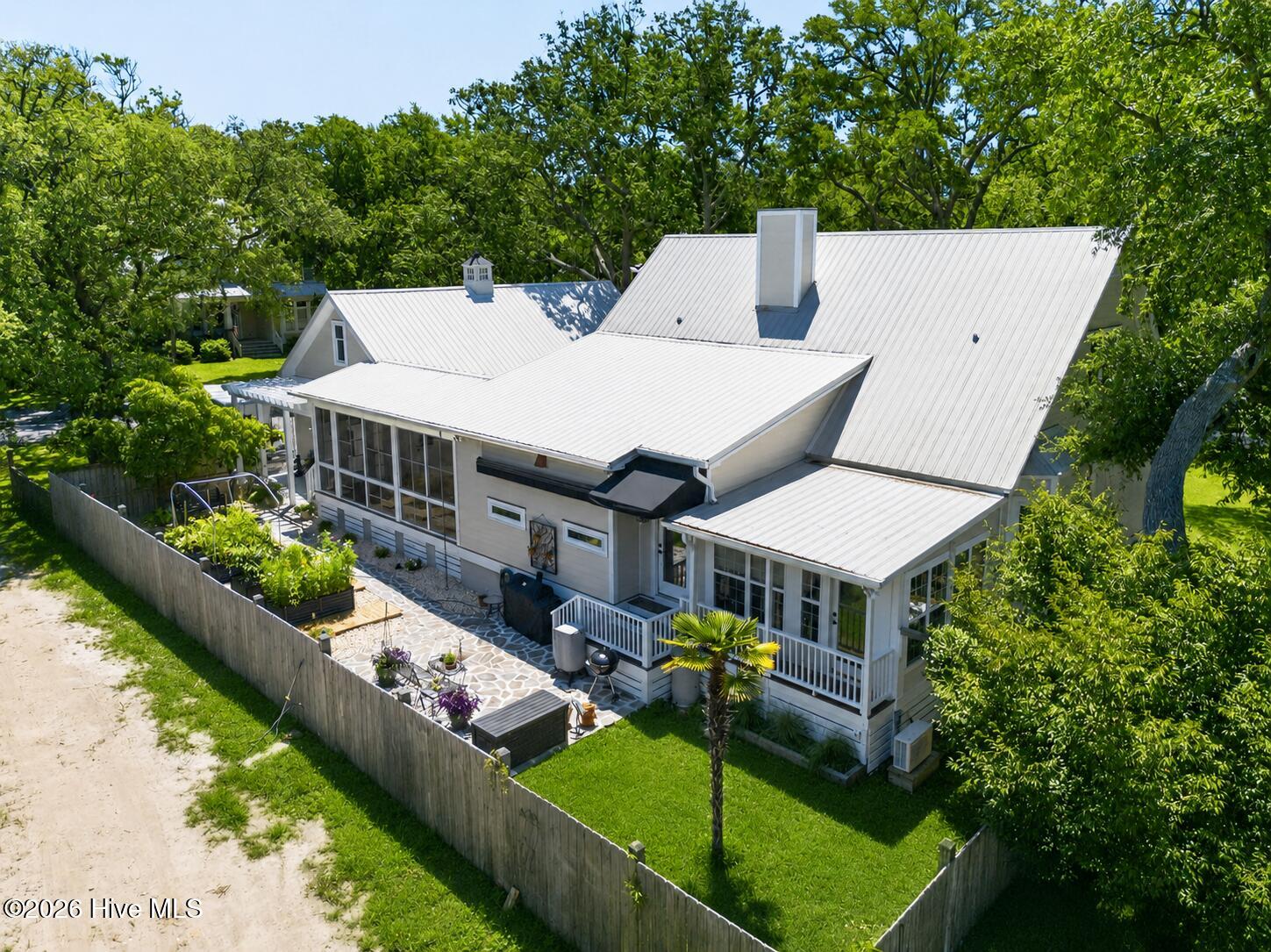 502 W Brown Street