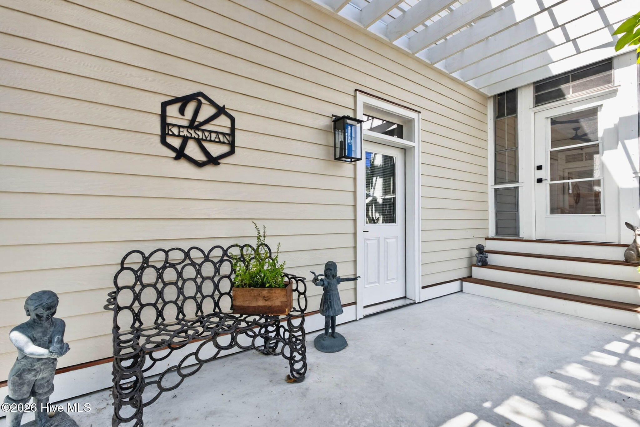 502 W Brown Street