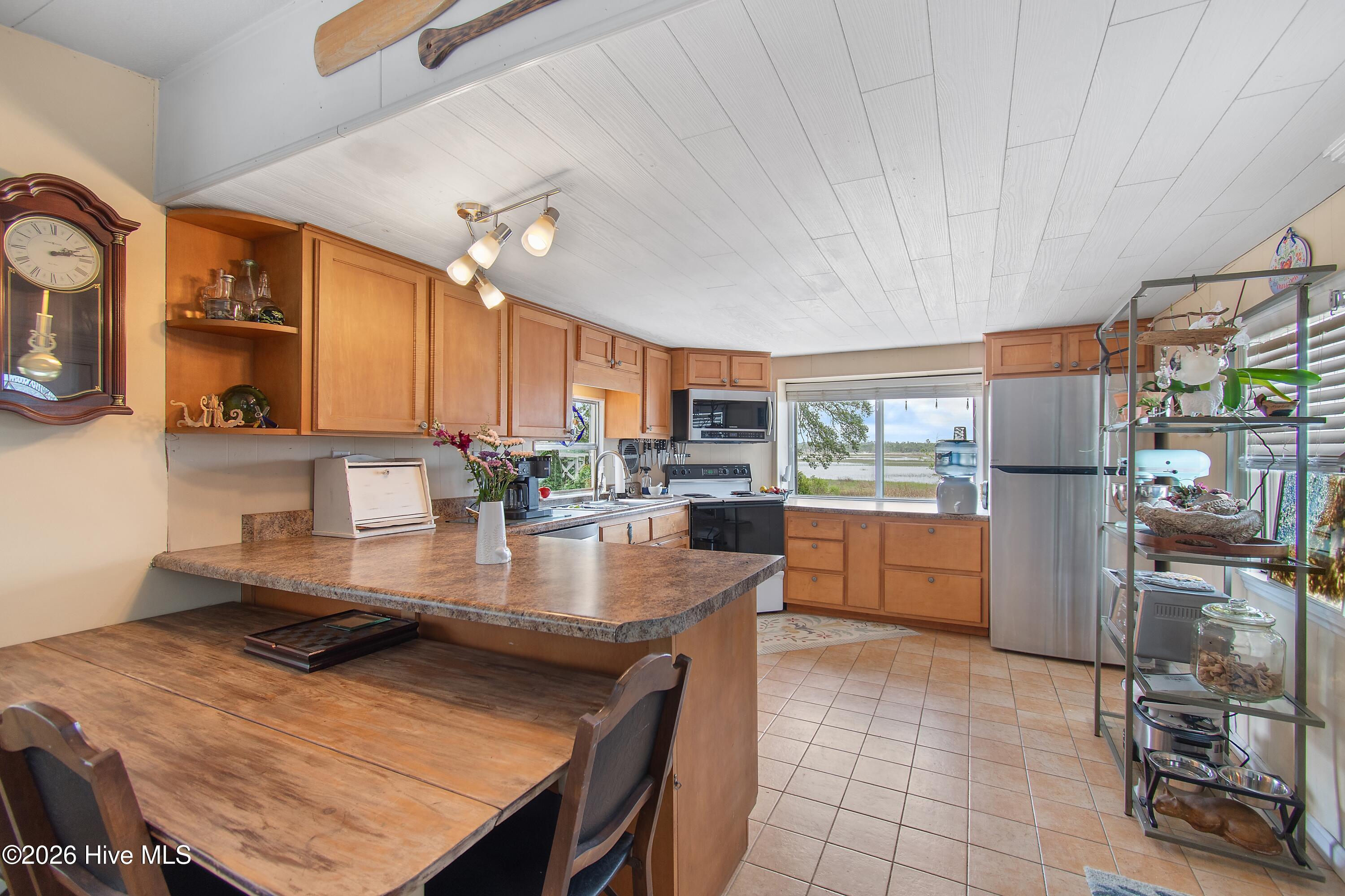 7701 E Yacht Drive