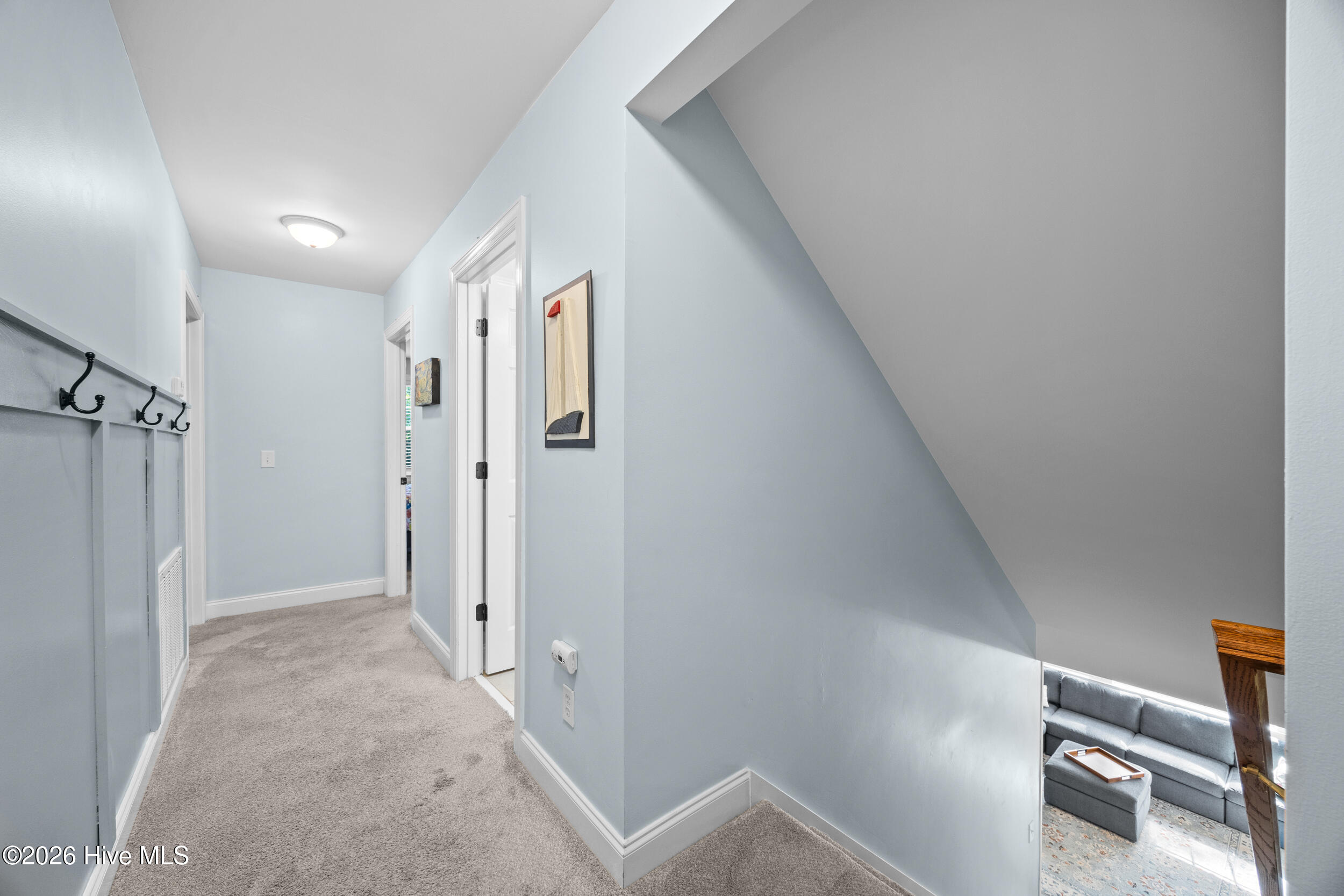 5068 Glen Cove Drive SE