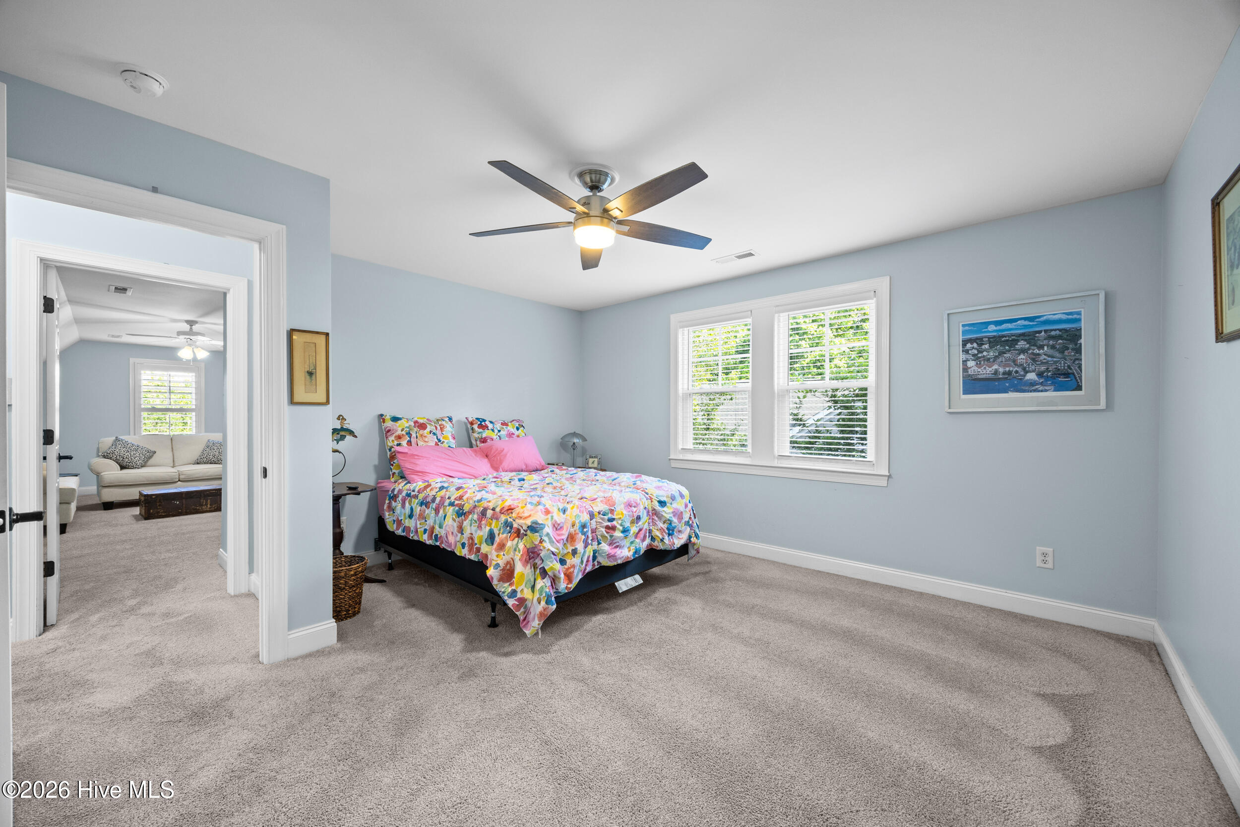 5068 Glen Cove Drive SE