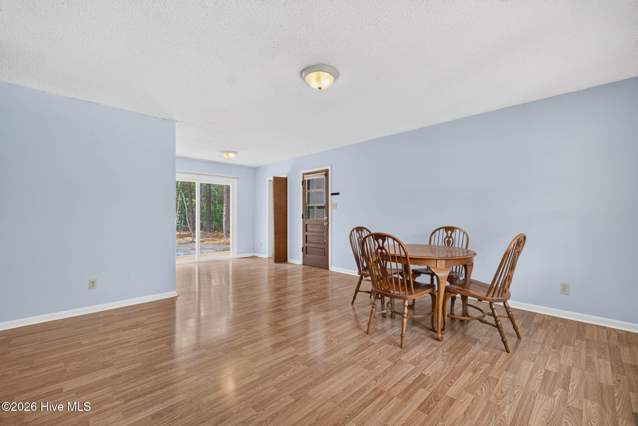 225 E 11th Street E