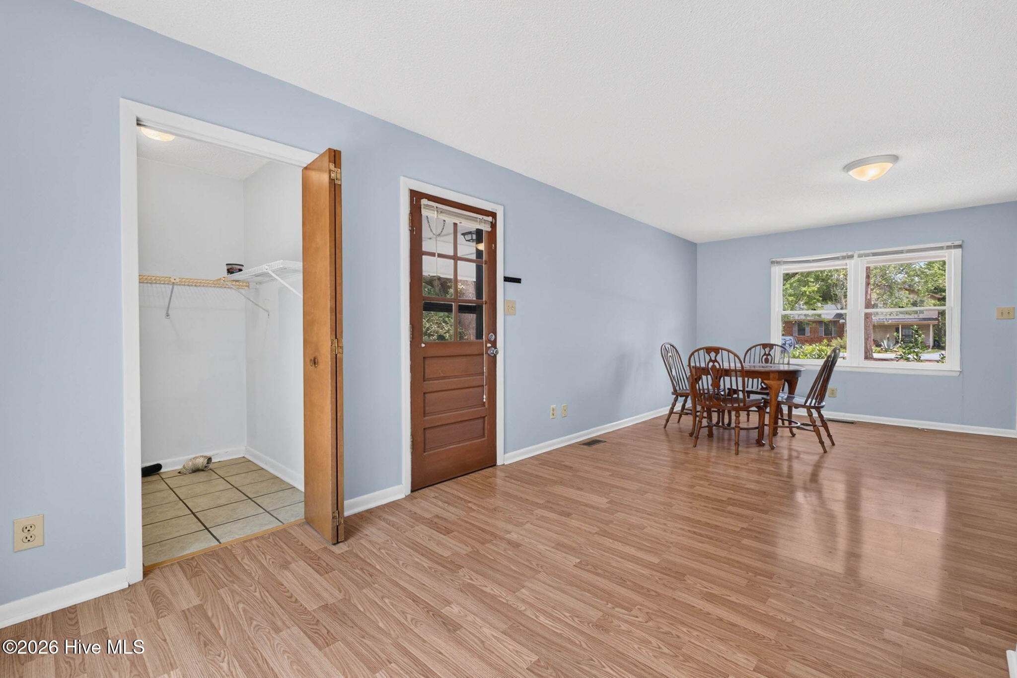 225 E 11th Street E