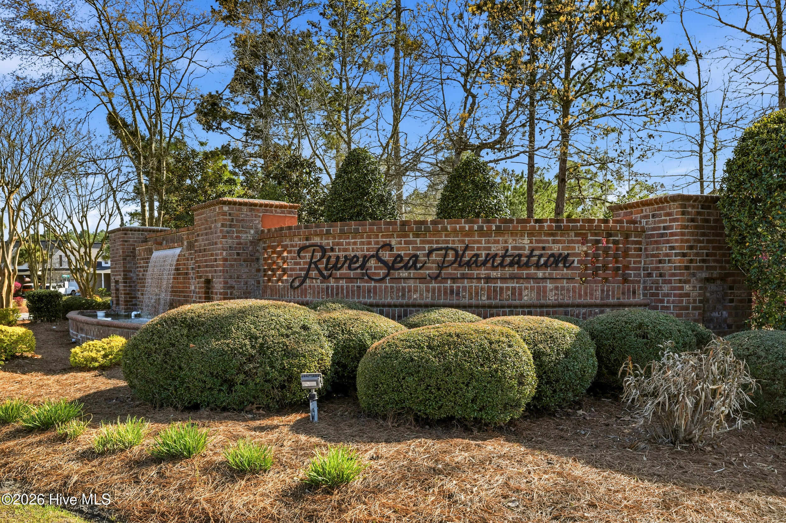 789 Breezewood Drive SE