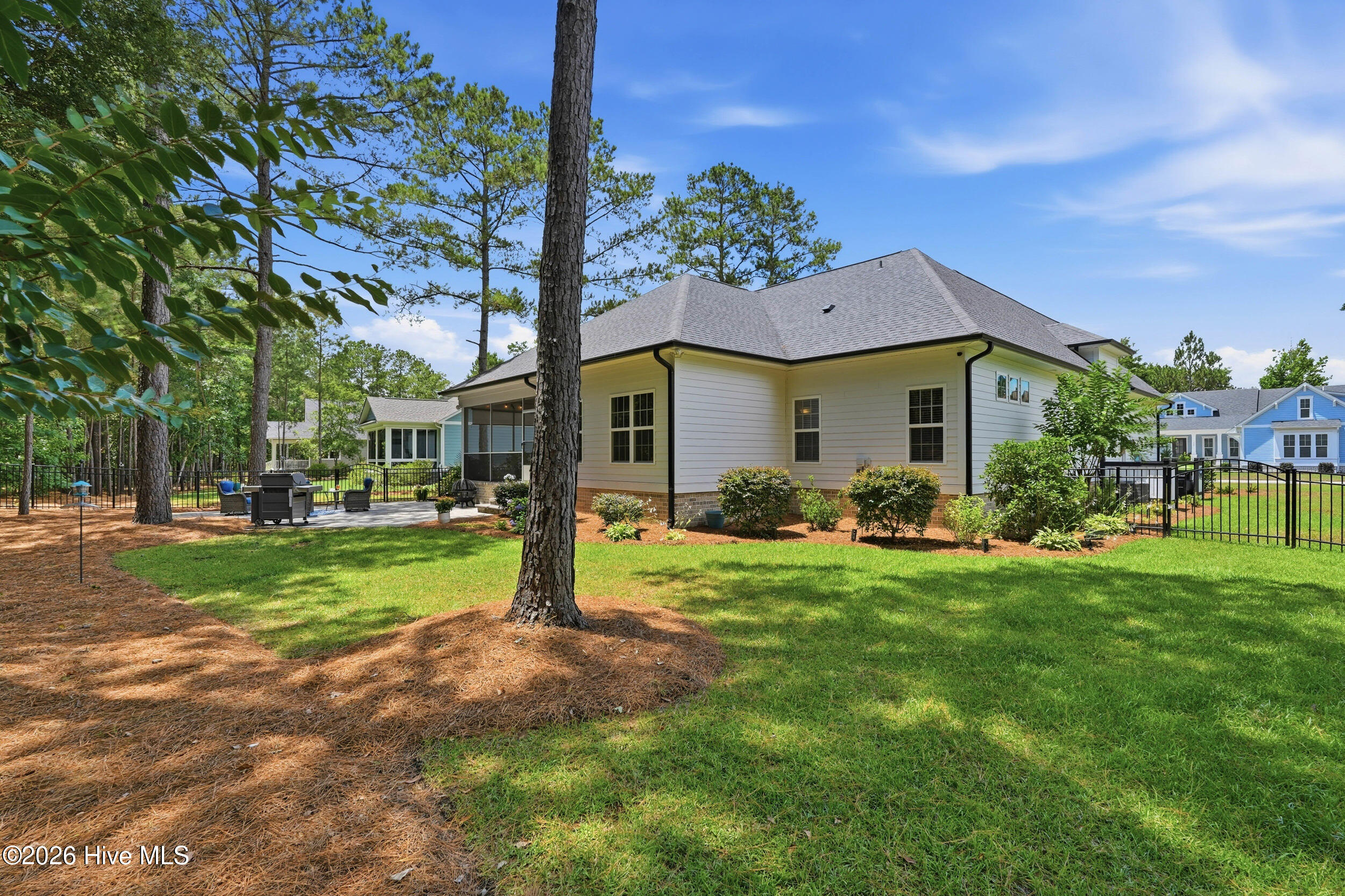 789 Breezewood Drive SE