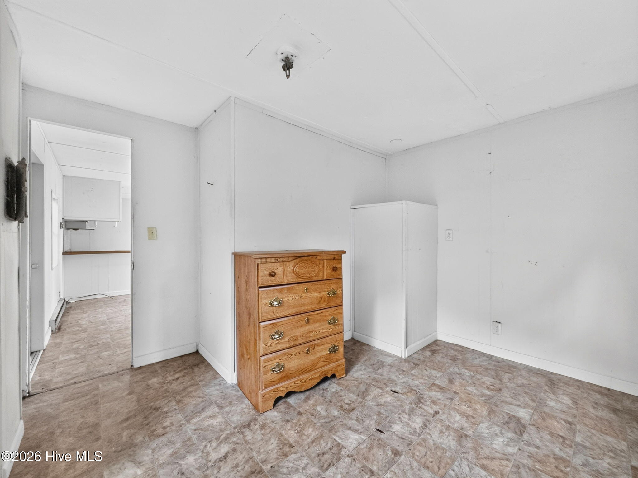 4163 9th Street SE